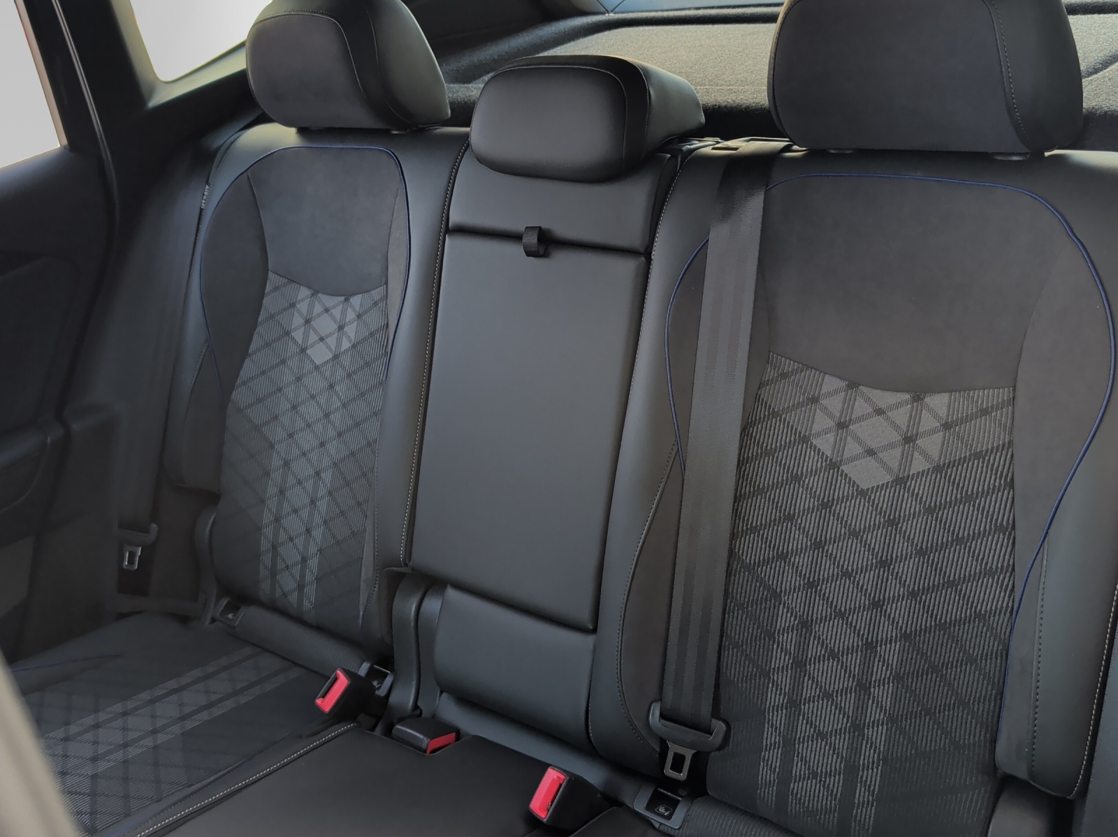 VW Tiguan 1.5 TSI evo2 eHybrid R-Line DSG-image-10