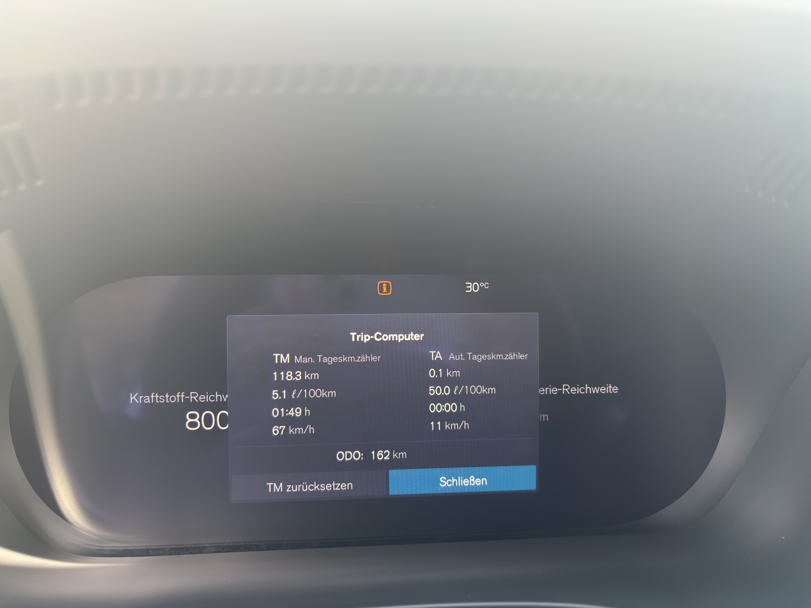 VOLVO XC60 2.0 T6 TE Plus Dark eAWD-image-3