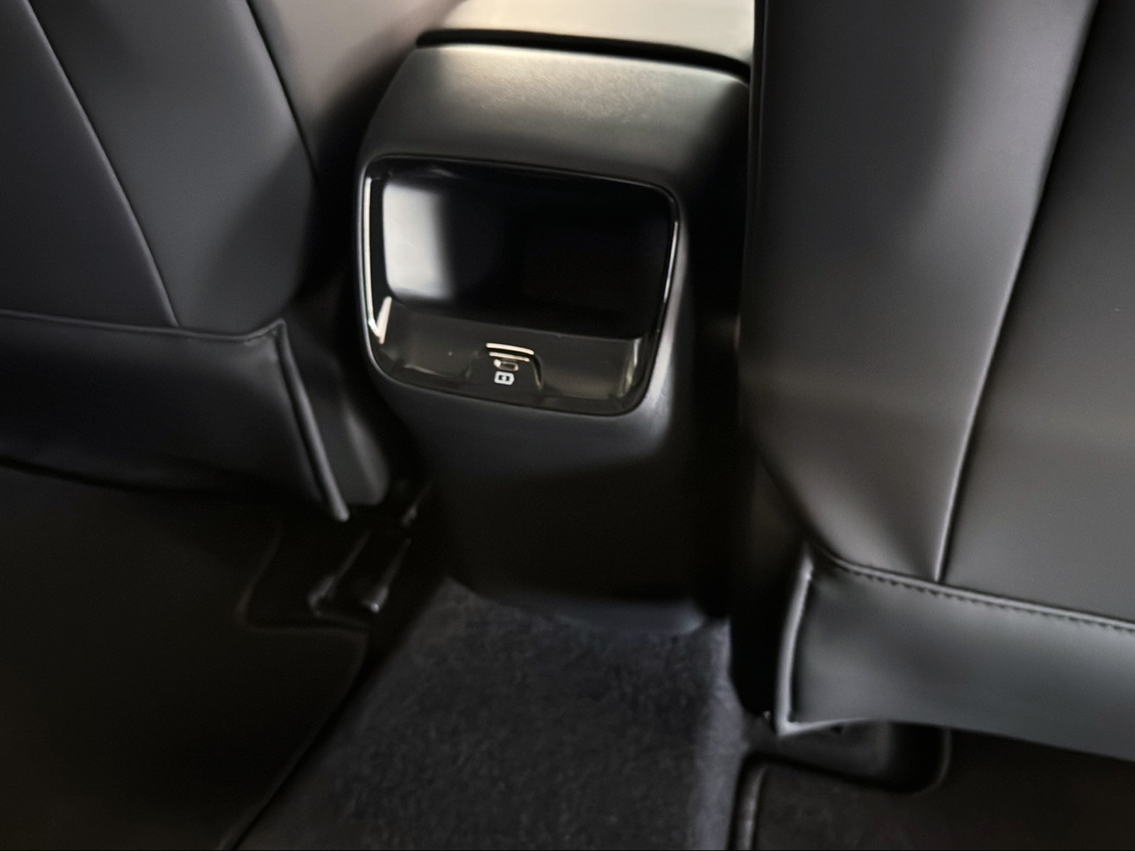 MG 4 EV 64kWh Facelift Premium-image-23