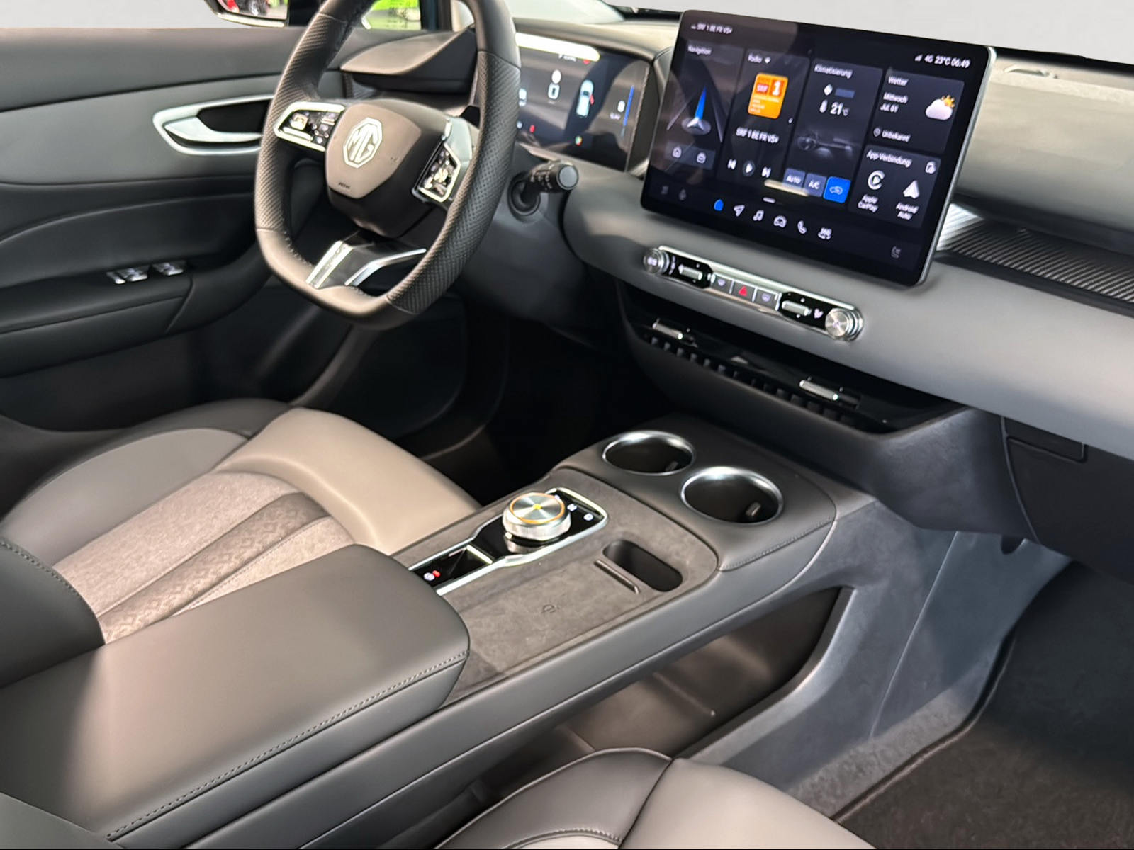 MG 4 EV 64kWh Facelift Premium-image-25