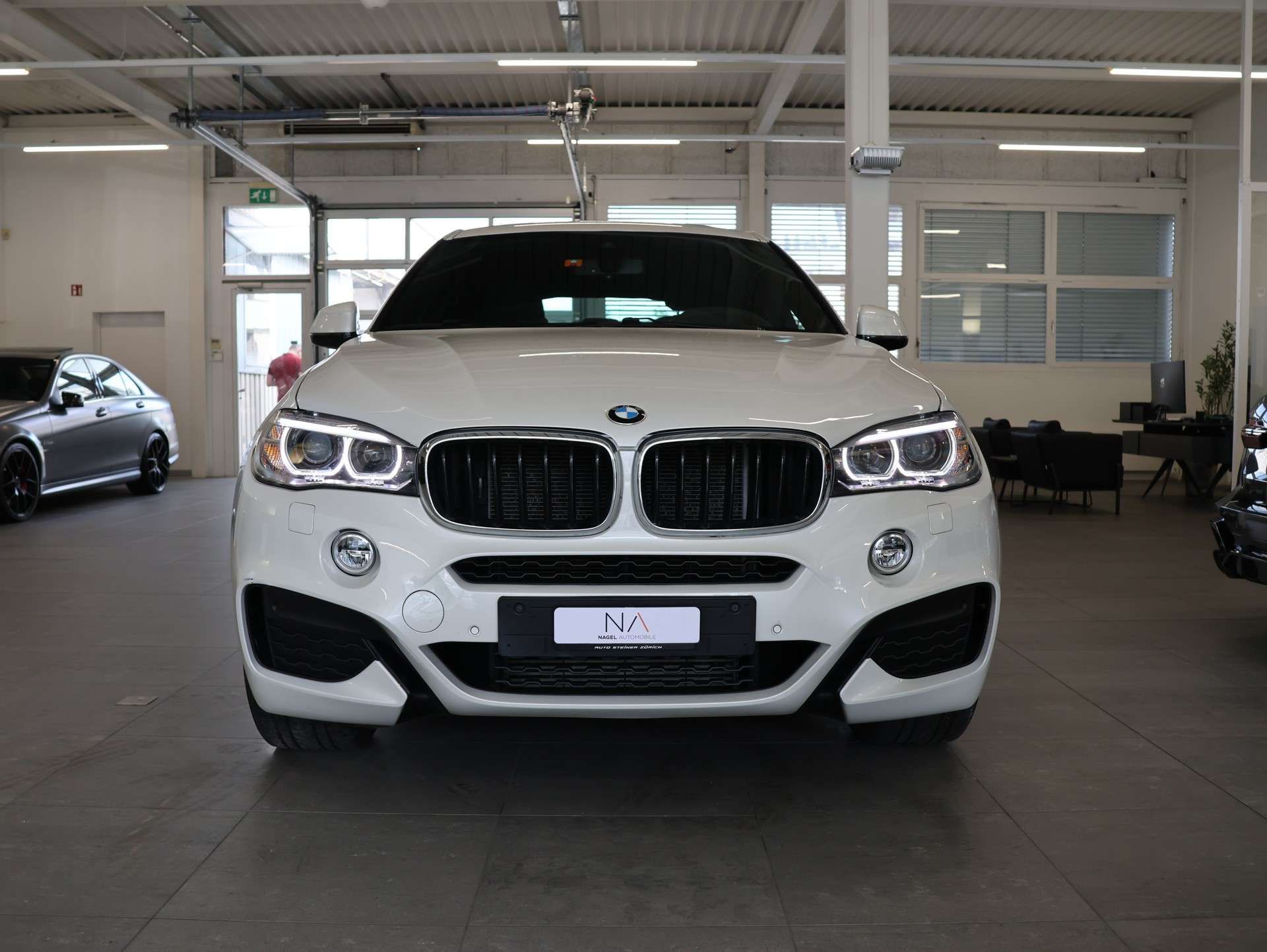 BMW X6 xDrive 30d Pure M Sport Steptronic *Rückfahrkamera* *Sitzheizung* *Panoramadach*-showroom-element-2