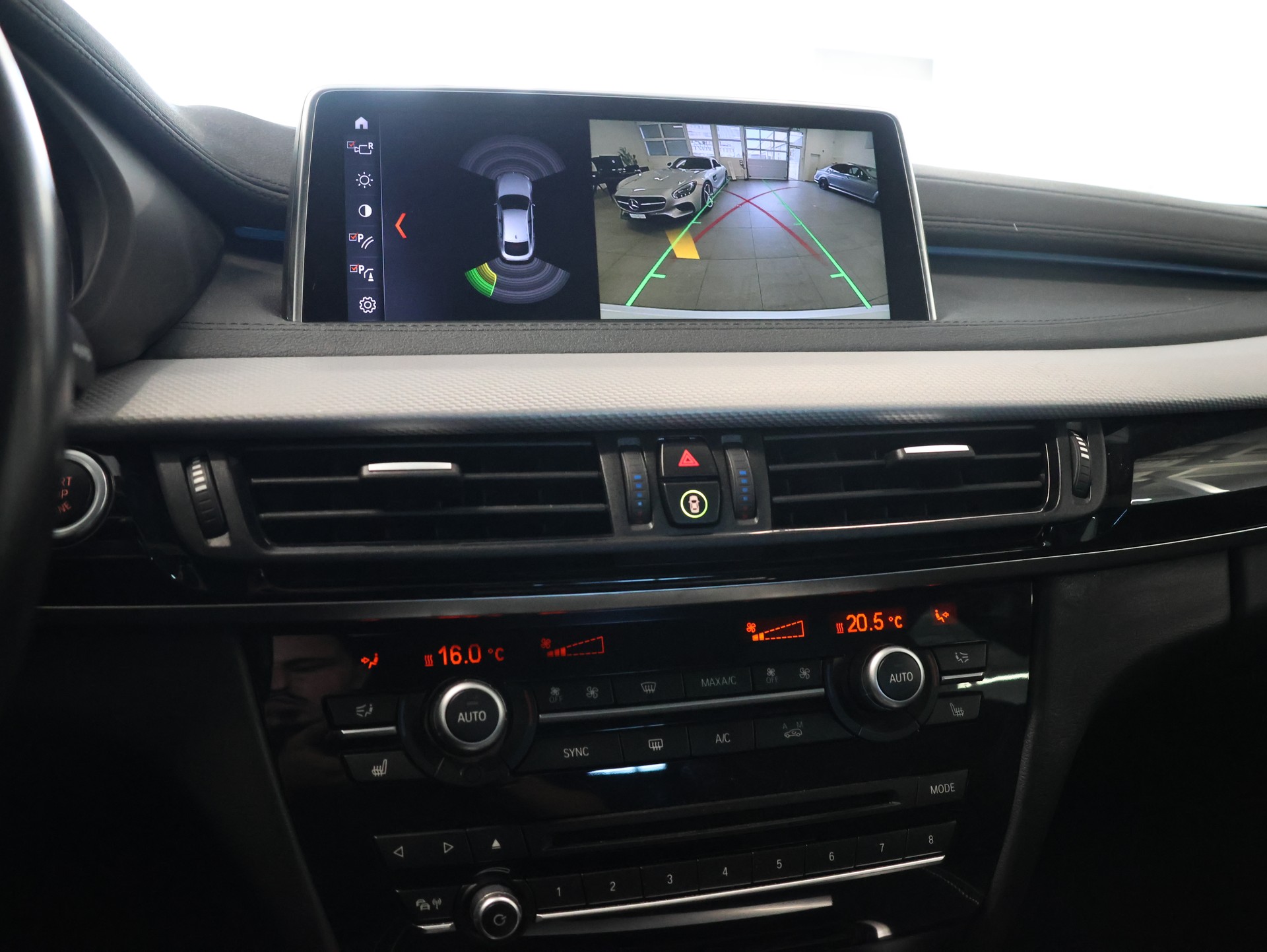 BMW X6 xDrive 30d Pure M Sport Steptronic *Rückfahrkamera* *Sitzheizung* *Panoramadach*-image-16