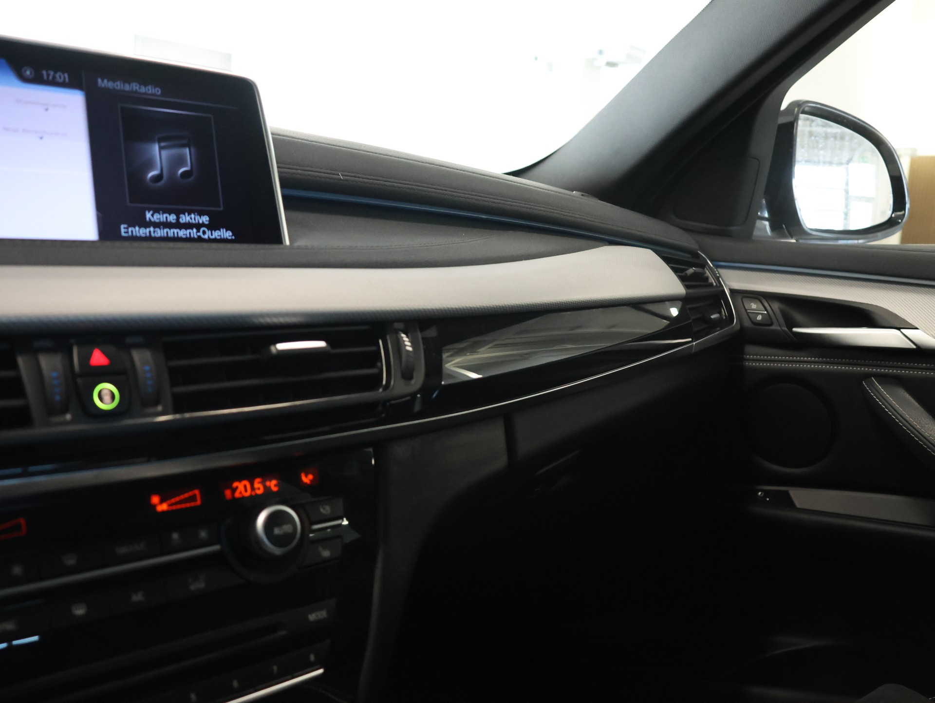 BMW X6 xDrive 30d Pure M Sport Steptronic *Rückfahrkamera* *Sitzheizung* *Panoramadach*-image-18