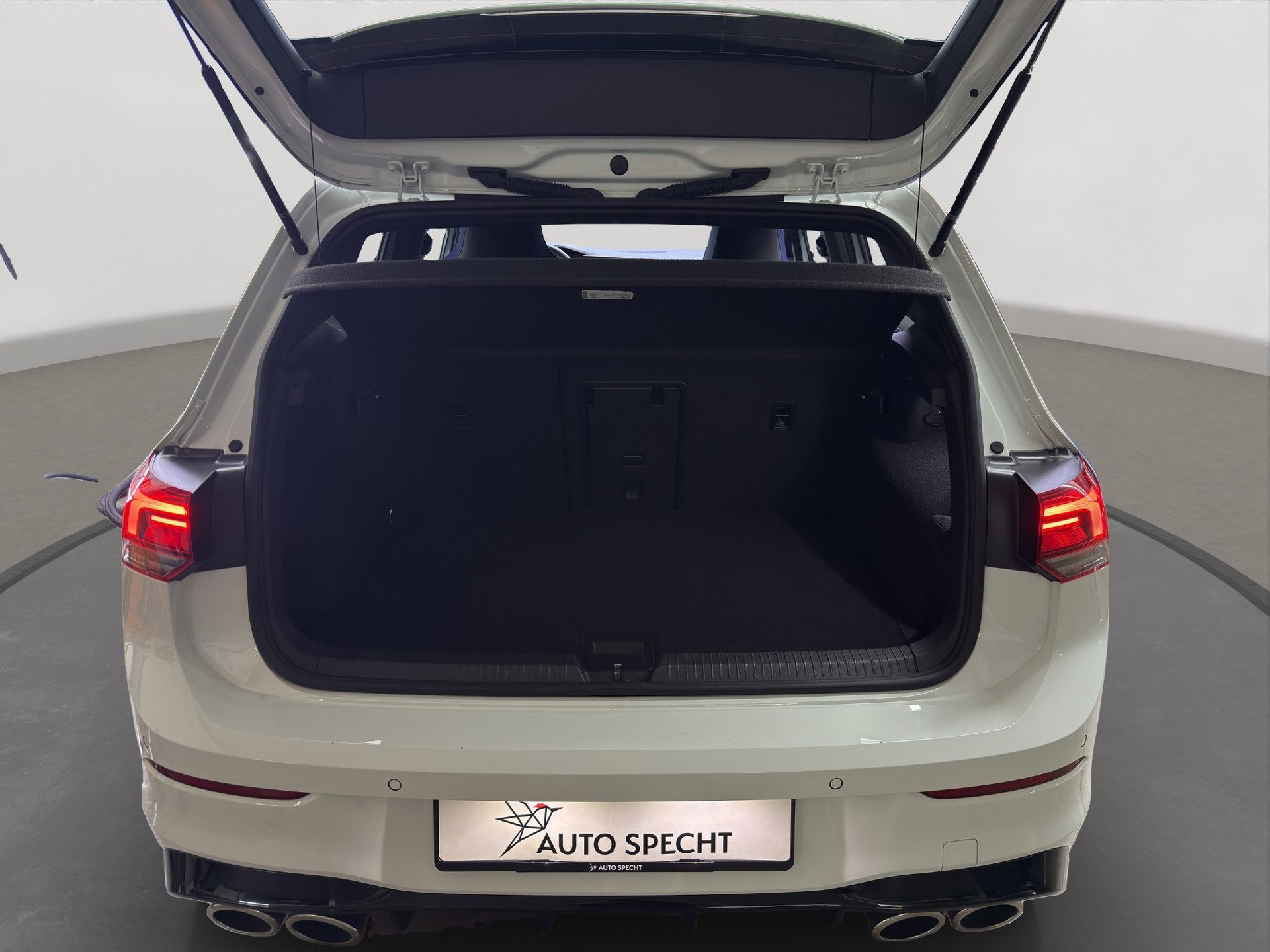 VW Golf 2.0 TSI R DSG 4Motion-image-29
