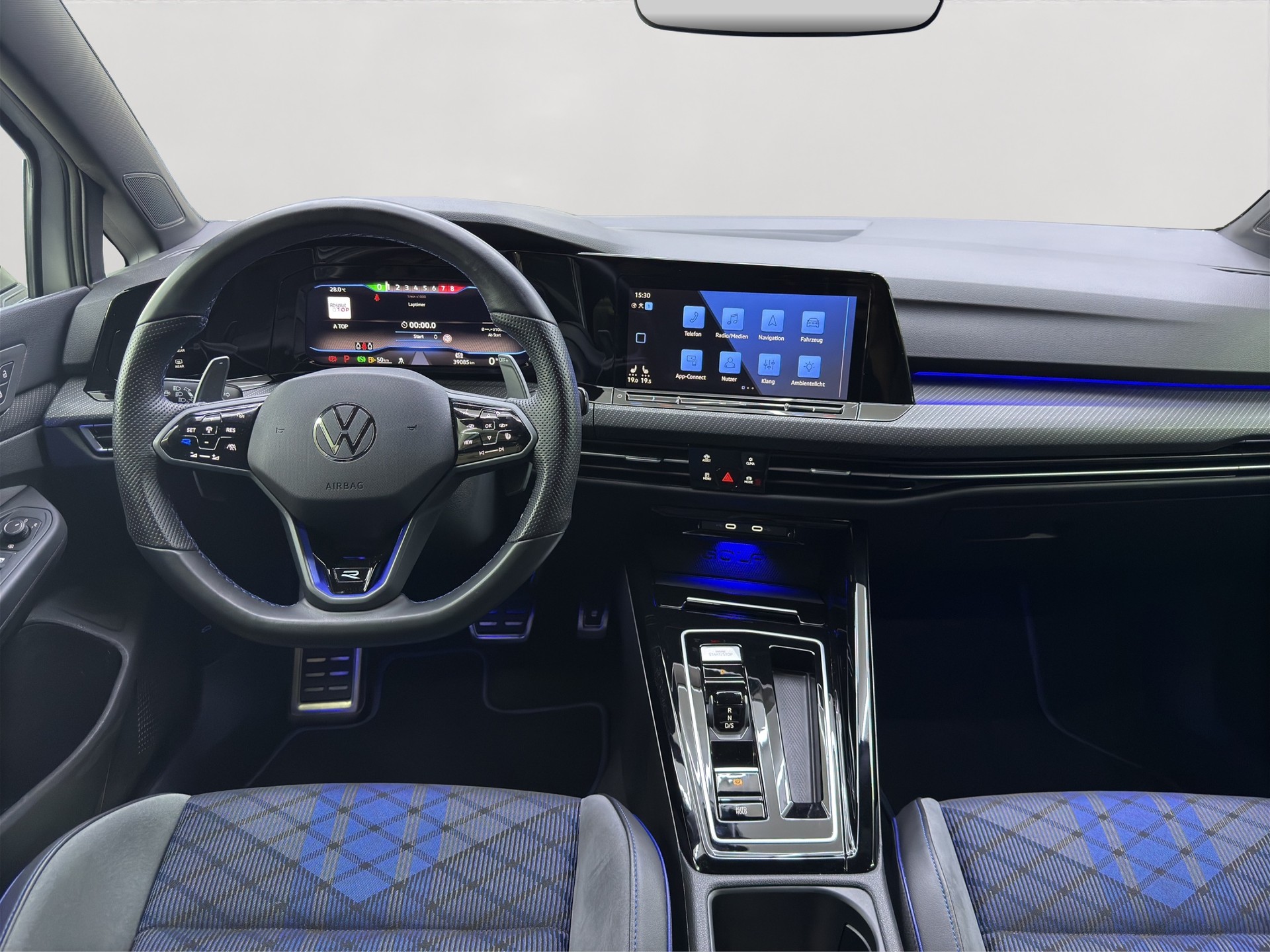 VW Golf 2.0 TSI R DSG 4Motion-image-7
