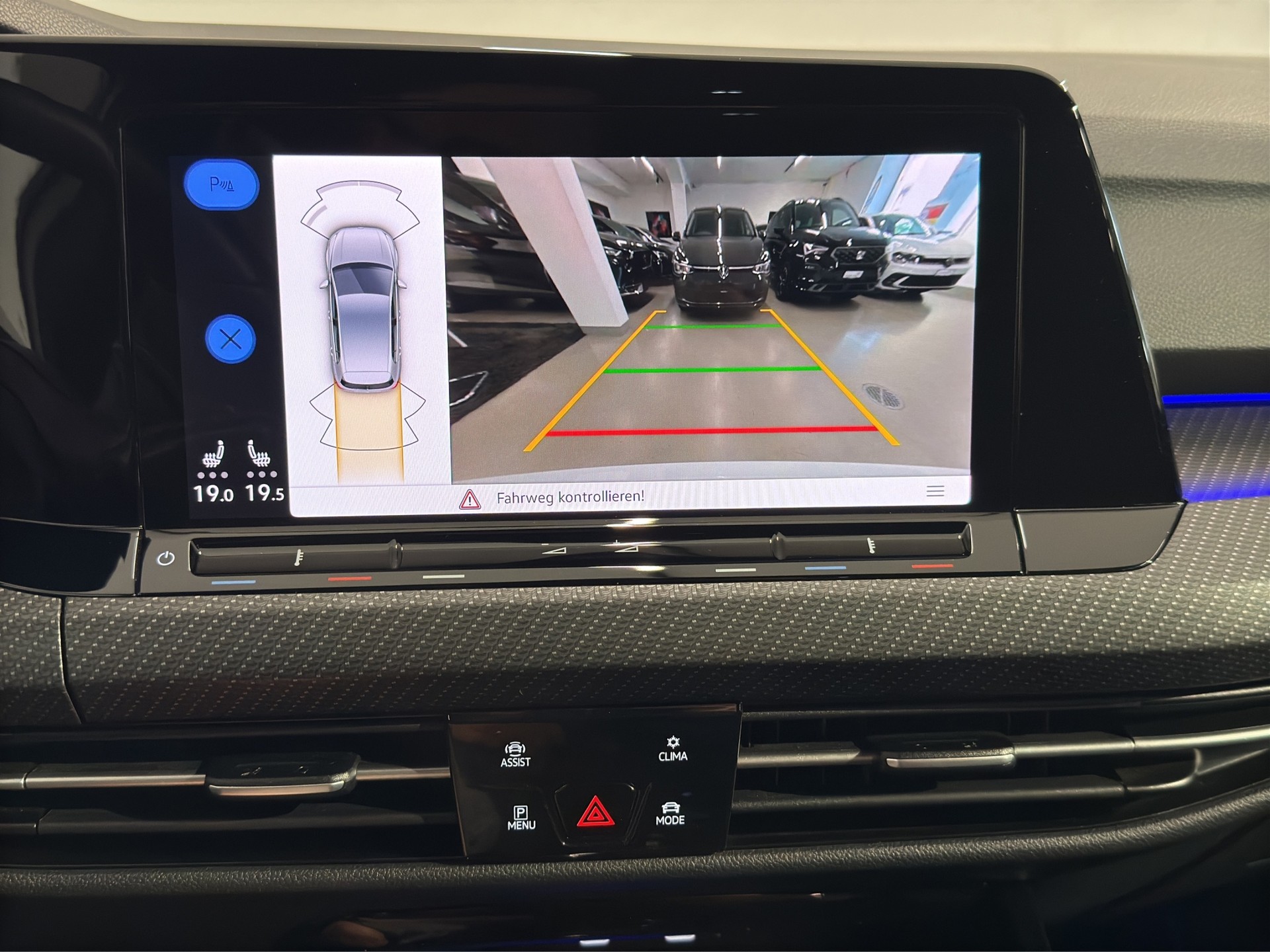 VW Golf 2.0 TSI R DSG 4Motion-image-15
