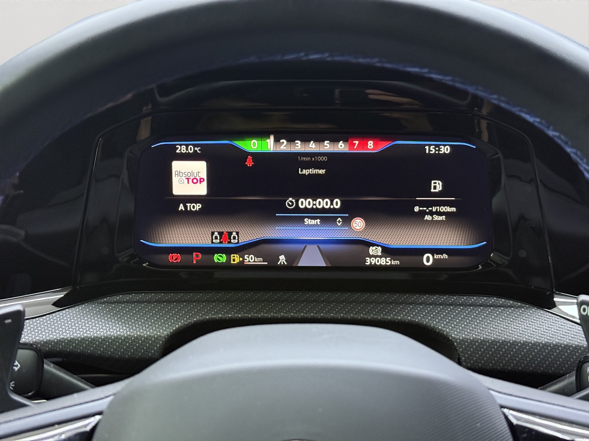 VW Golf 2.0 TSI R DSG 4Motion-image-10