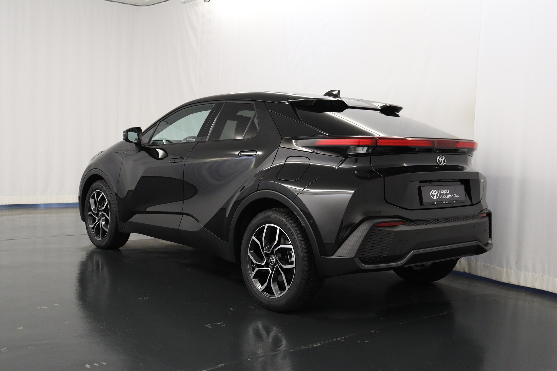 TOYOTA C-HR 1.8 HEV Trend-image-6