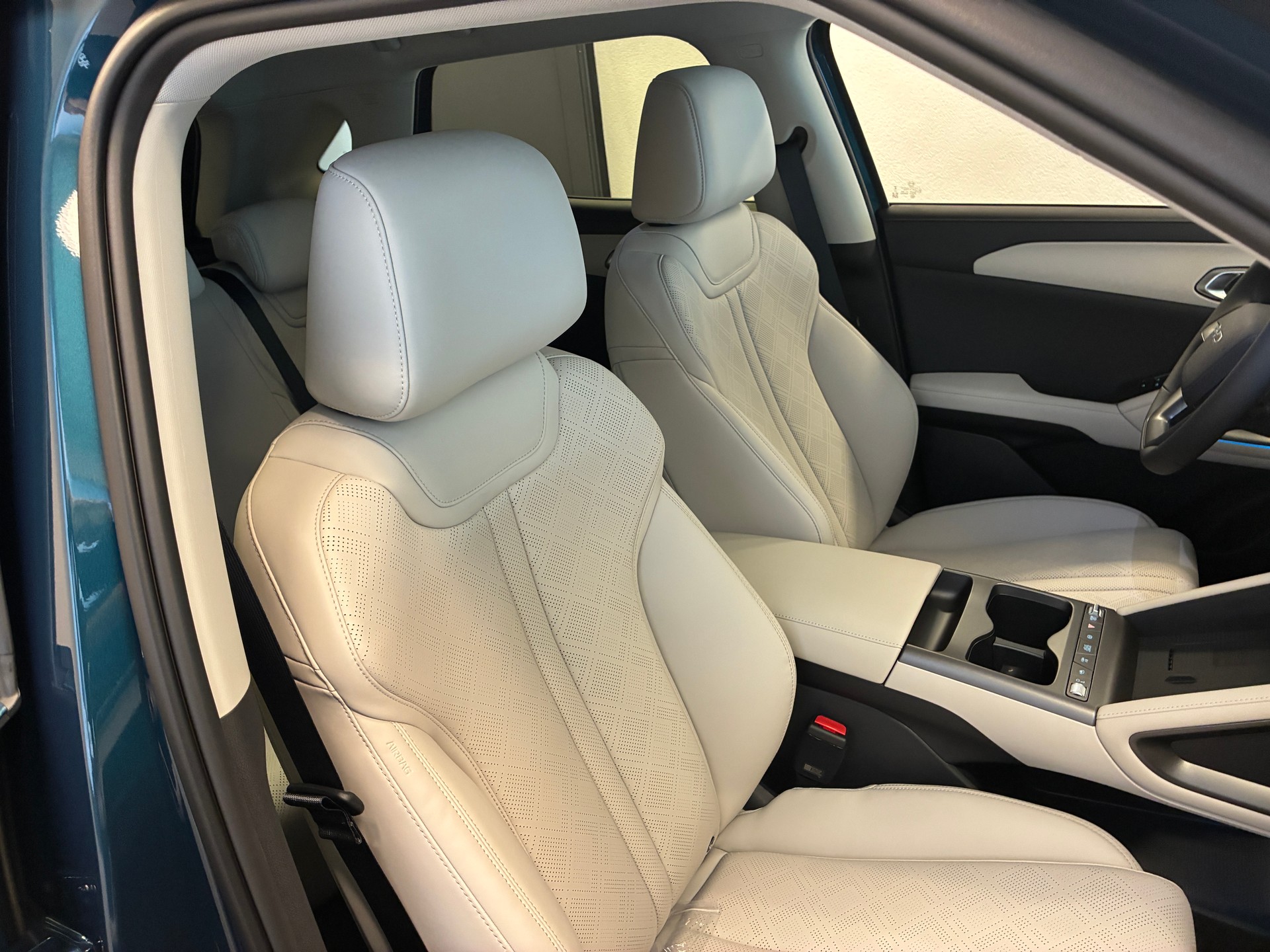 BYD Atto 2 DM-i Boost-image-9