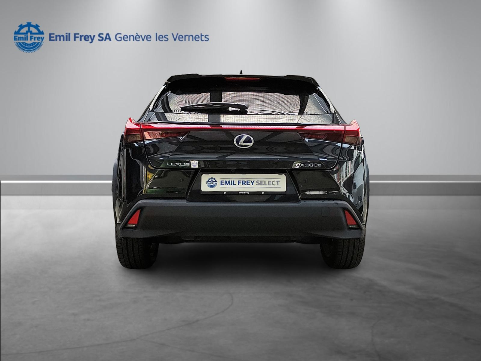 LEXUS UX 300e Excellence-image-10