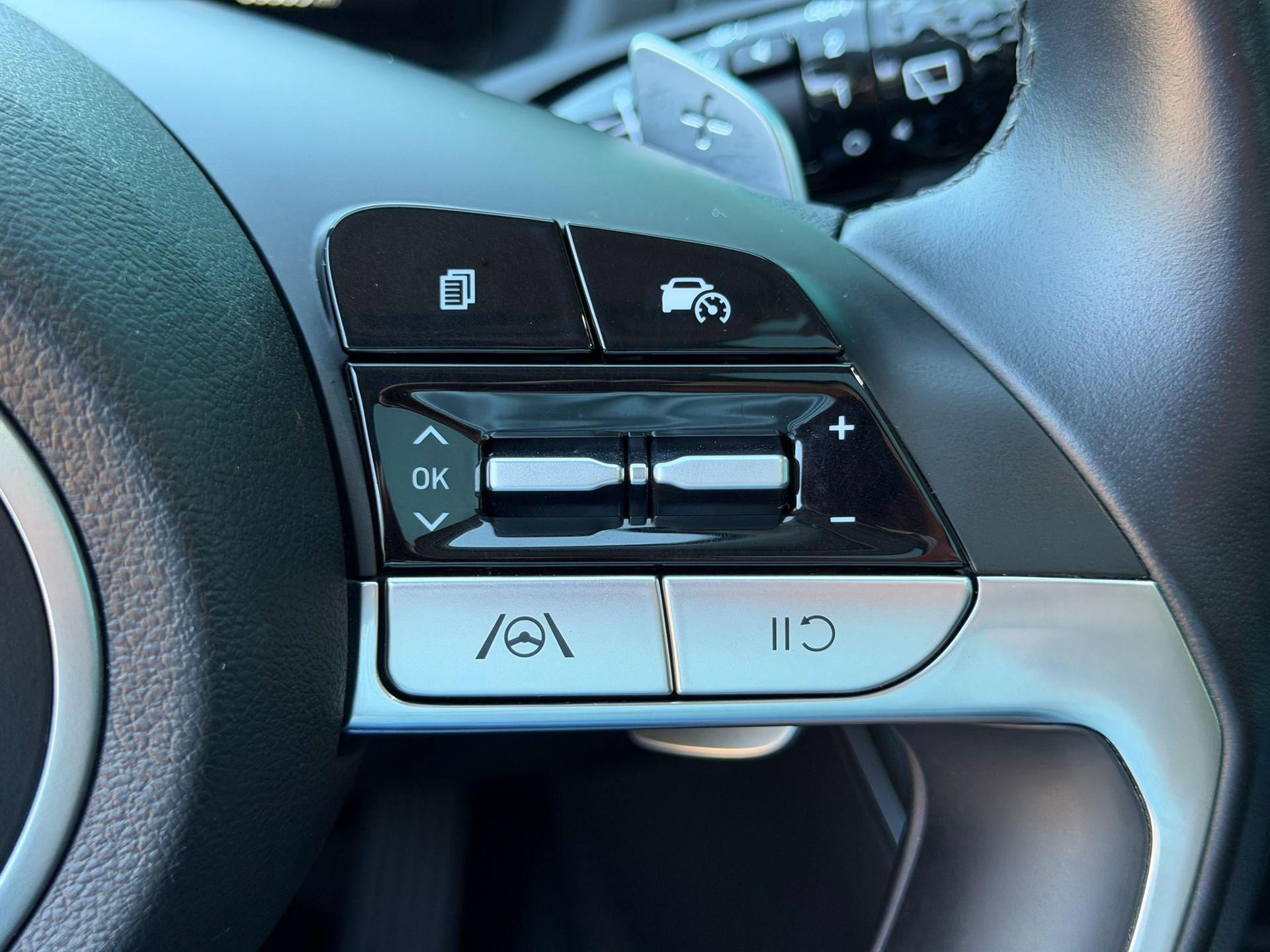 HYUNDAI Tucson 1.6 T-GDi Amplia 4WD-image-18