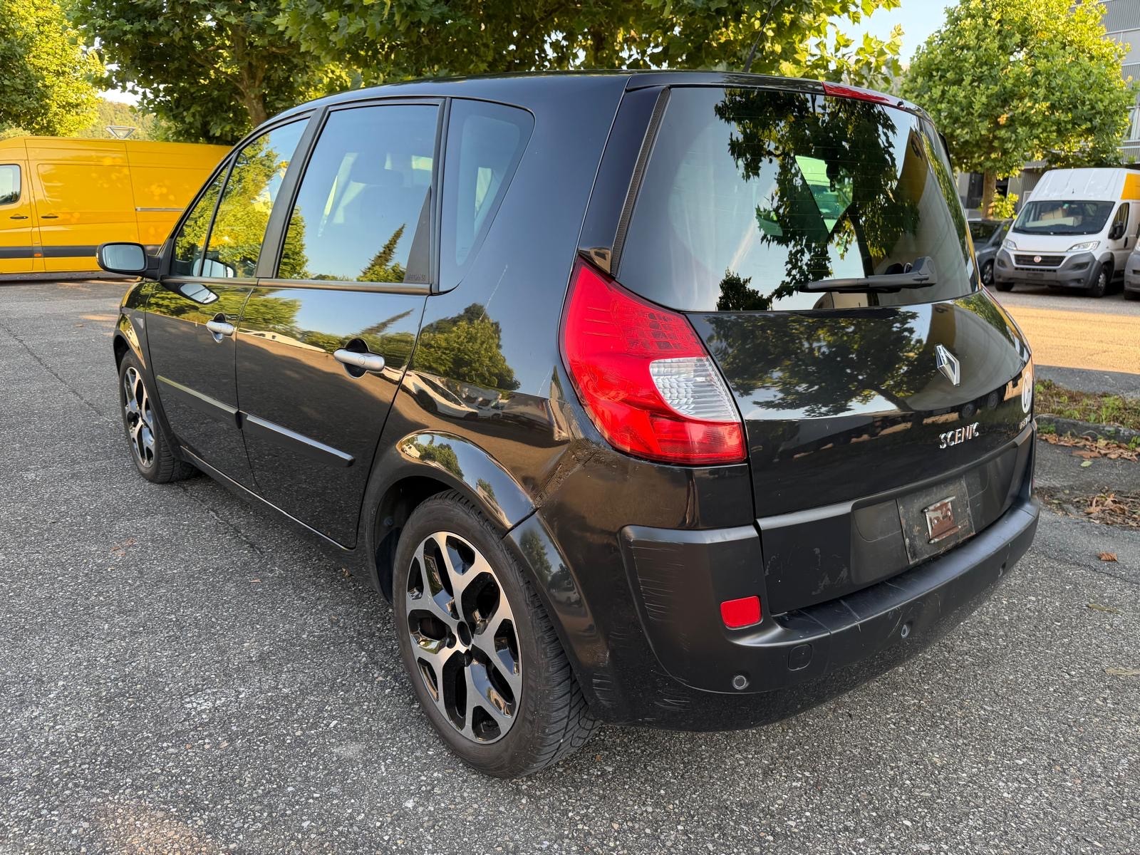 RENAULT Megan-image-5
