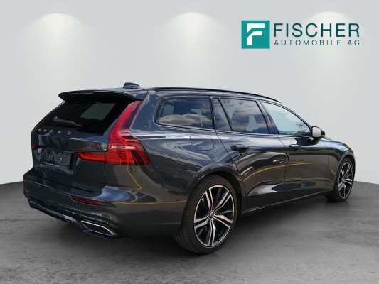 VOLVO V60 T8 eAWD R-Design-image-1