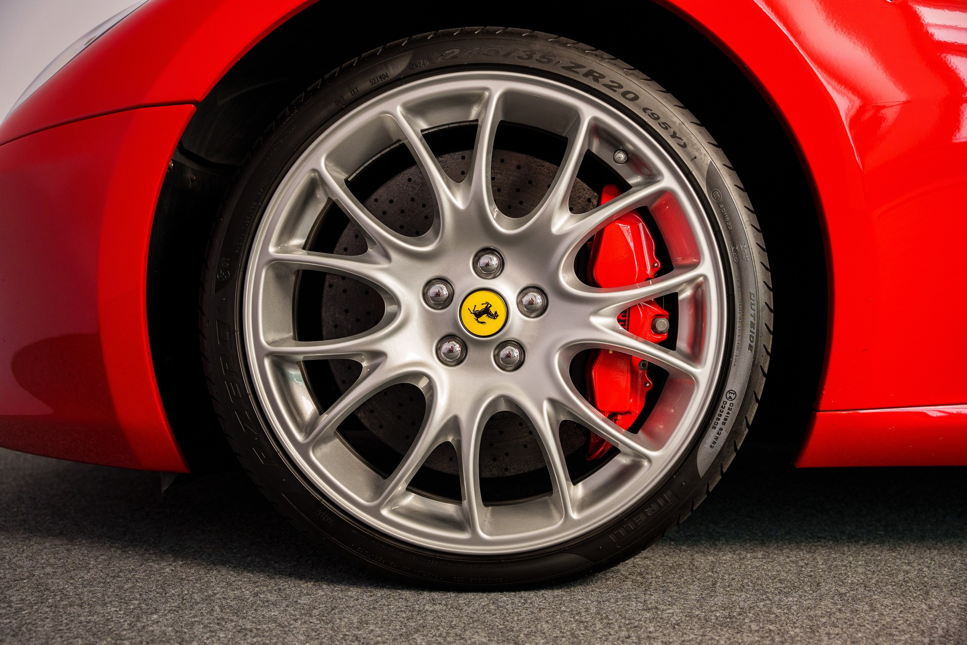 FERRARI 599 GTB-image-8
