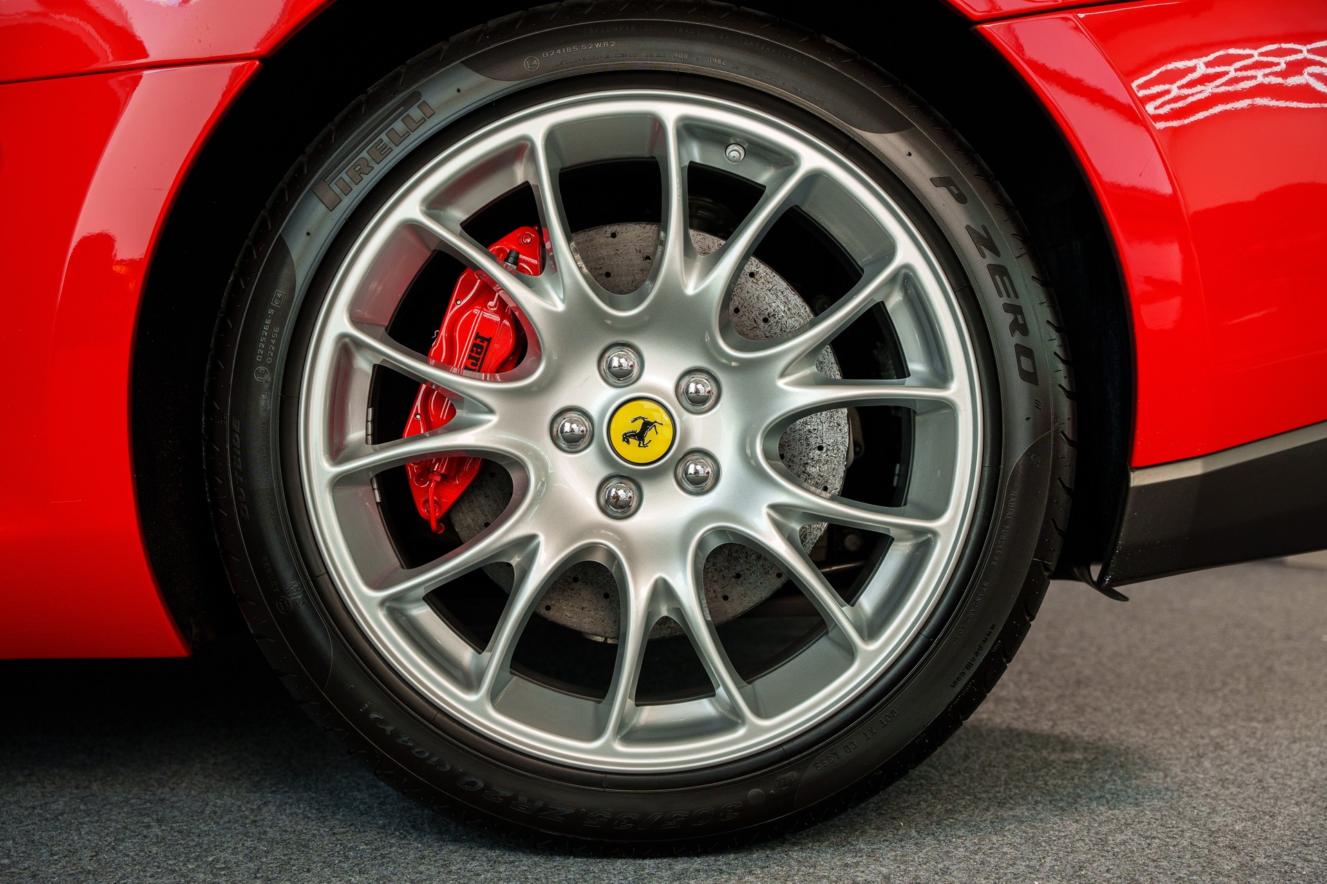 FERRARI 599 GTB-image-6