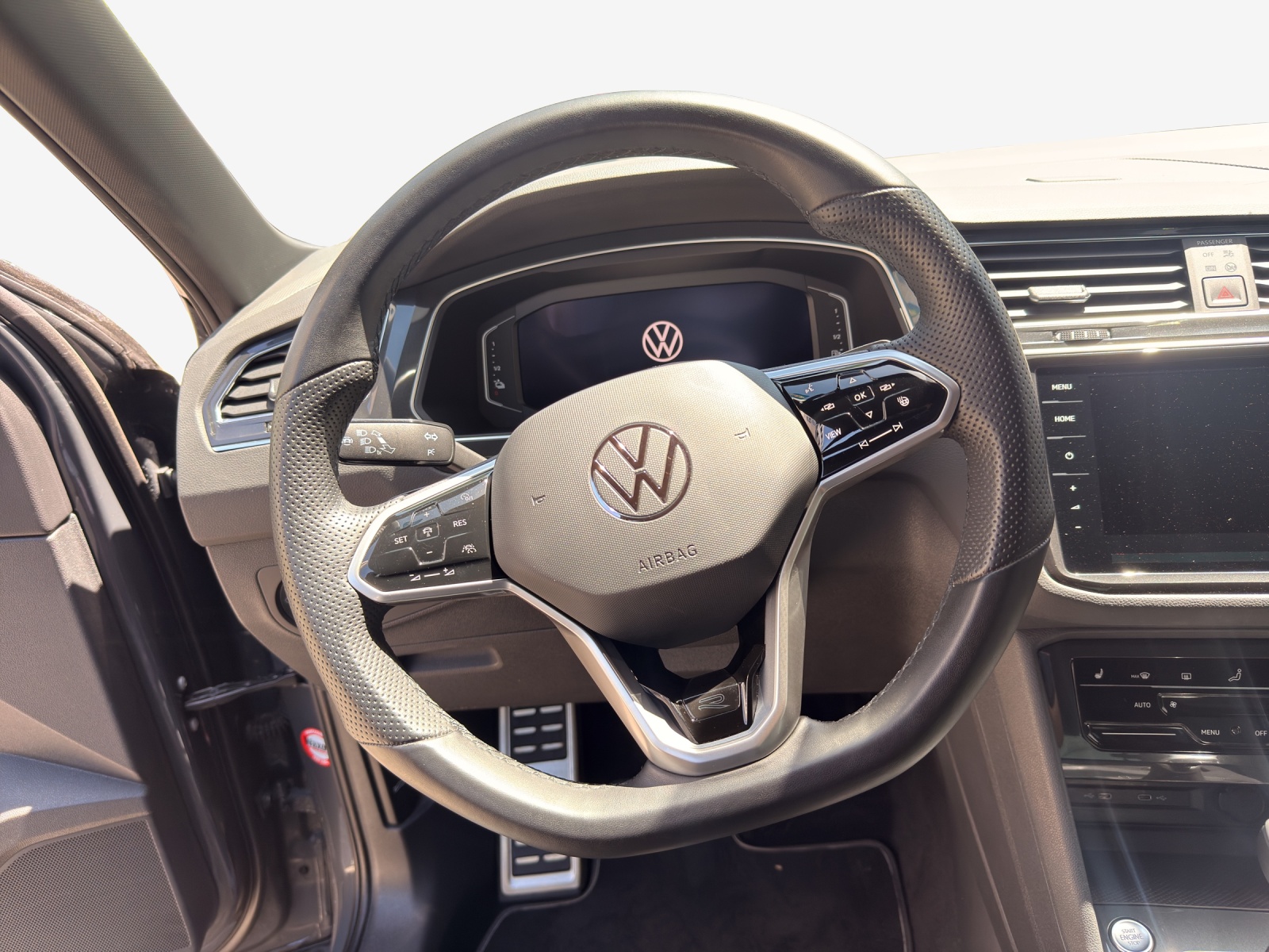 VW Tiguan 1.4TSI PHEV R-Line DSG-image-9