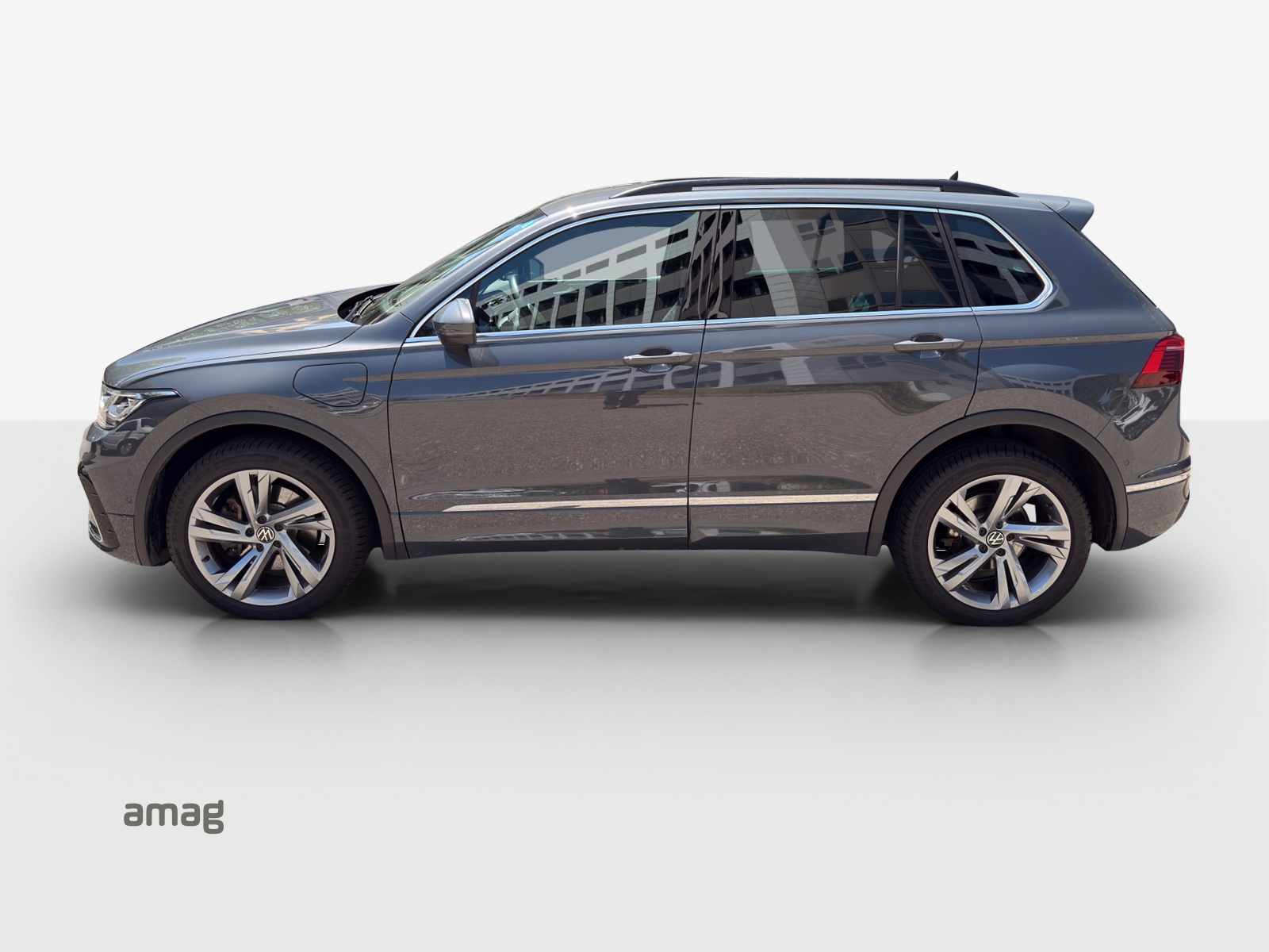 VW Tiguan 1.4TSI PHEV R-Line DSG-showroom-element-1