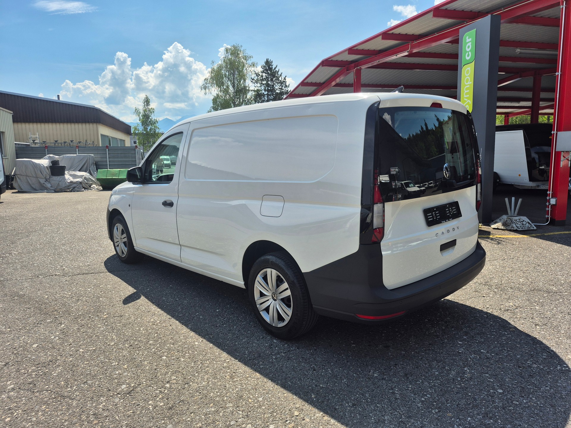 VW Caddy Cargo 2.0TDI Maxi-image-6