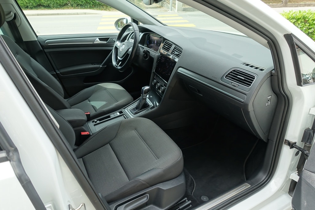 VW e-Golf-image-14