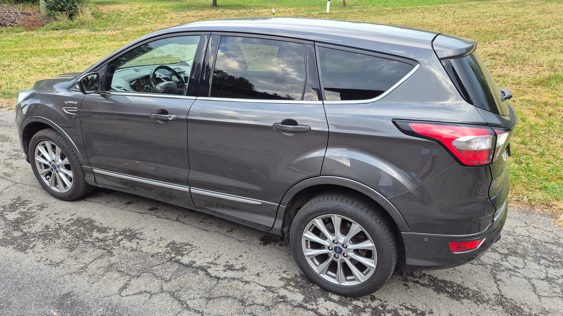 FORD Kuga 1.5 SCTi Vignale 4WD Automatic-image-5