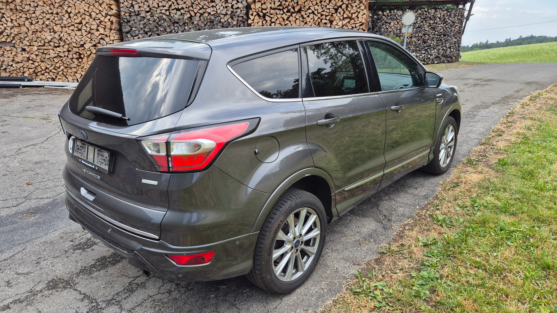 FORD Kuga 1.5 SCTi Vignale 4WD Automatic-image-2