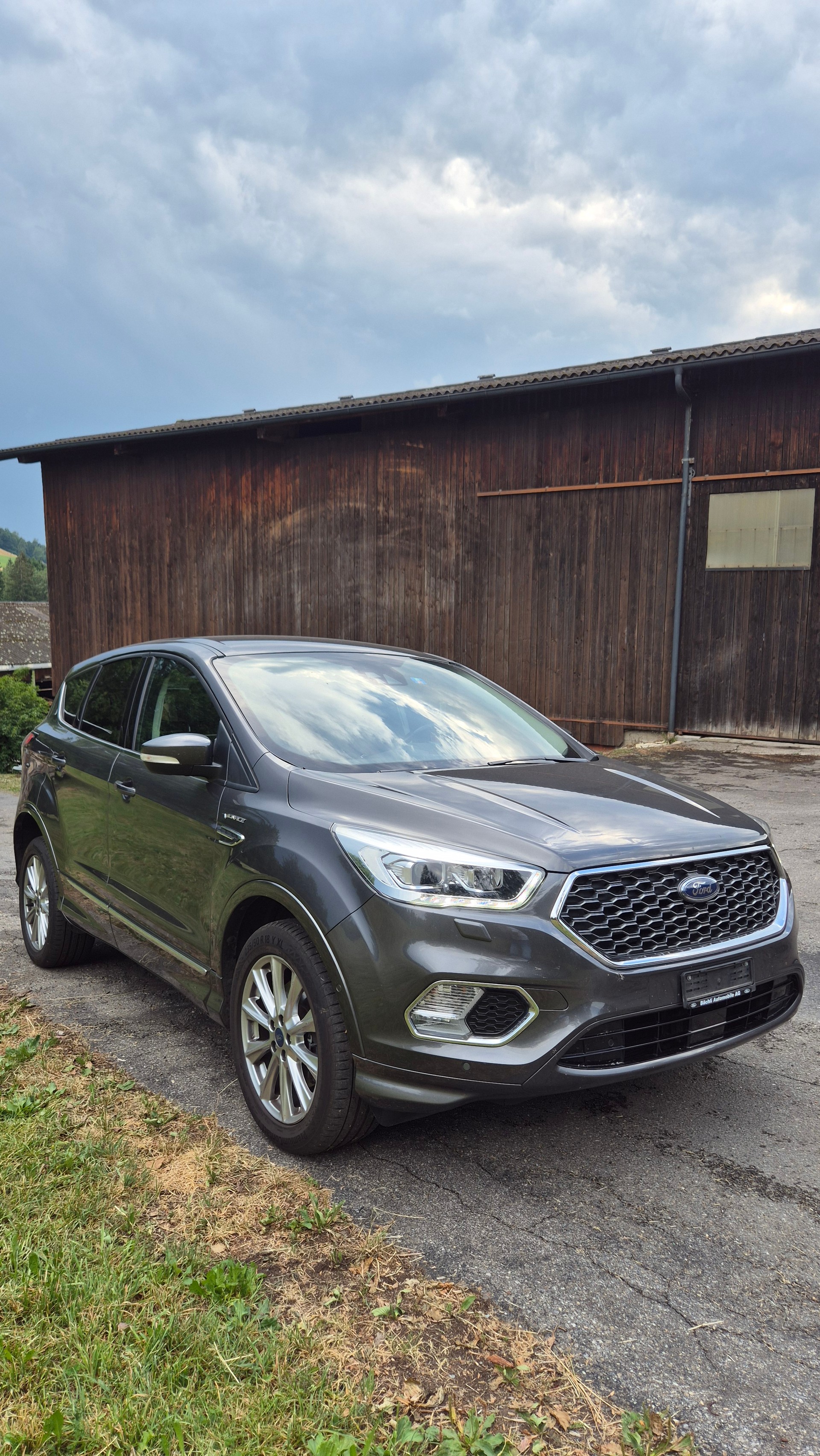 FORD Kuga 1.5 SCTi Vignale 4WD Automatic-image-0