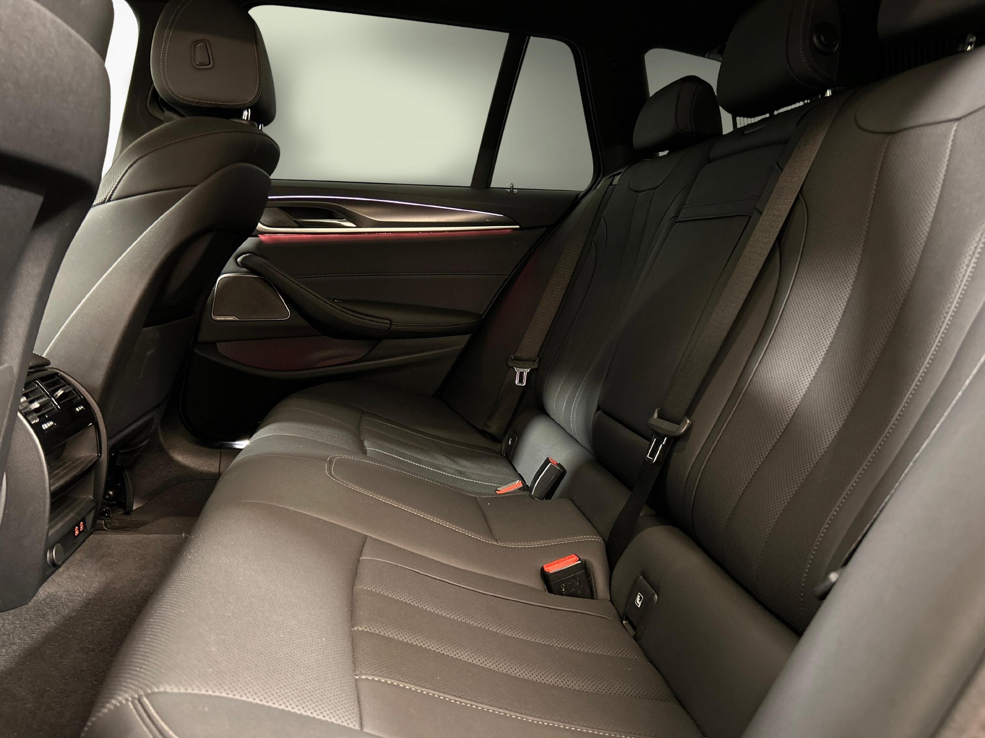 BMW 520d xDrive paddles Touring-image-3