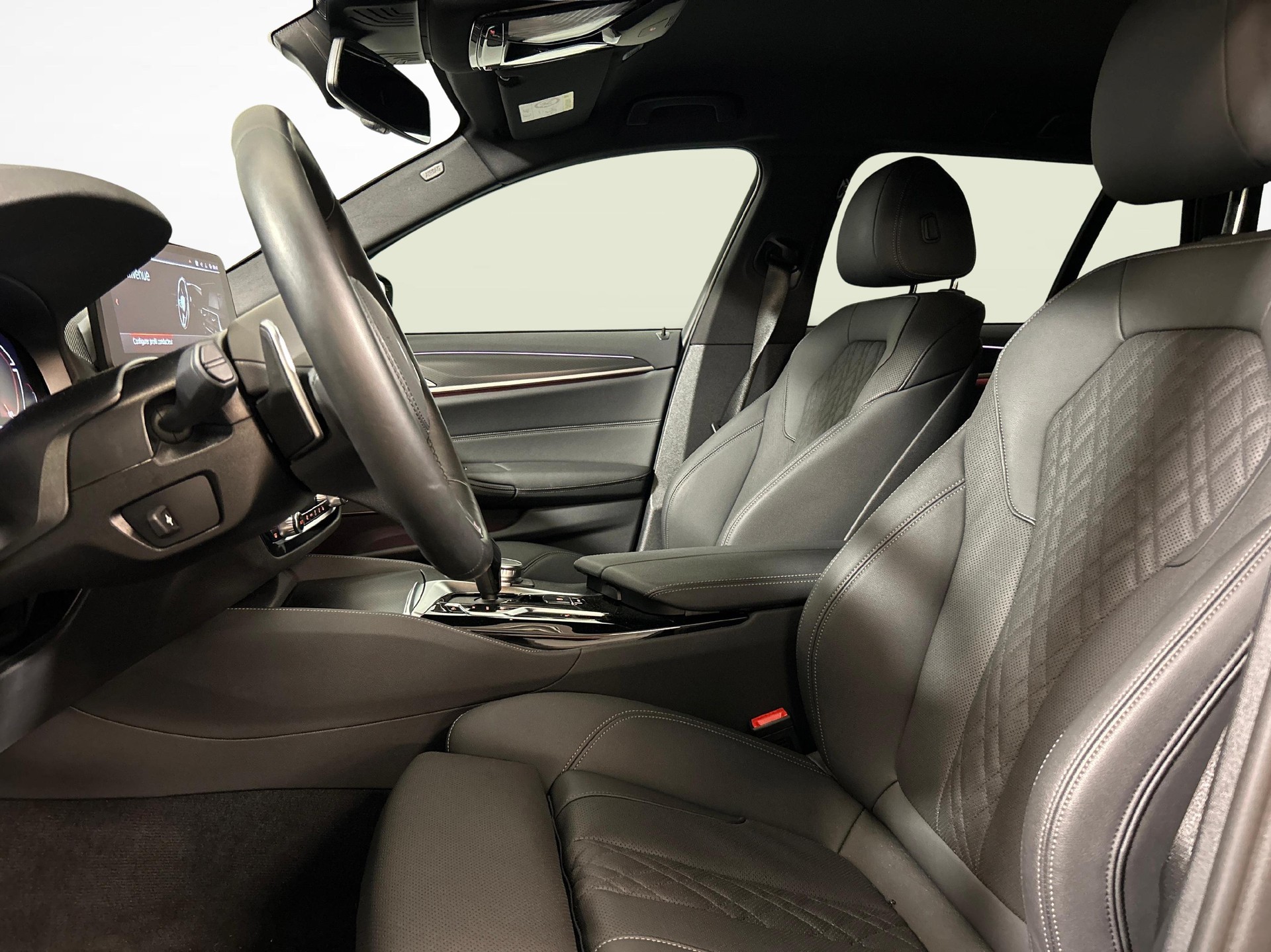 BMW 520d xDrive paddles Touring-image-2