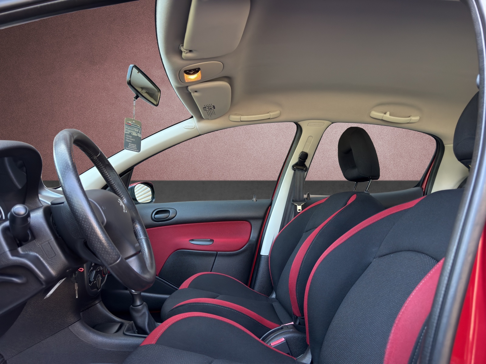 PEUGEOT 206 1.4 16V Extravaganza-image-11
