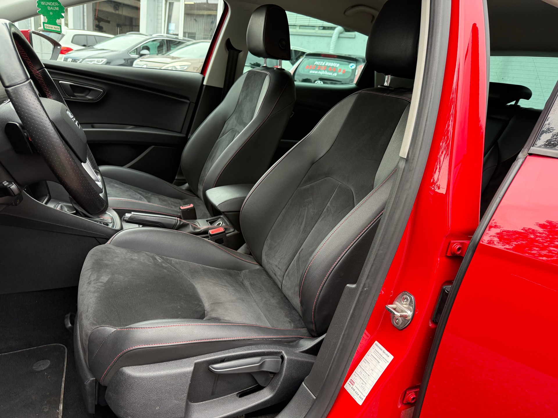 SEAT Leon 1.8 TSI FR DSG-image-8