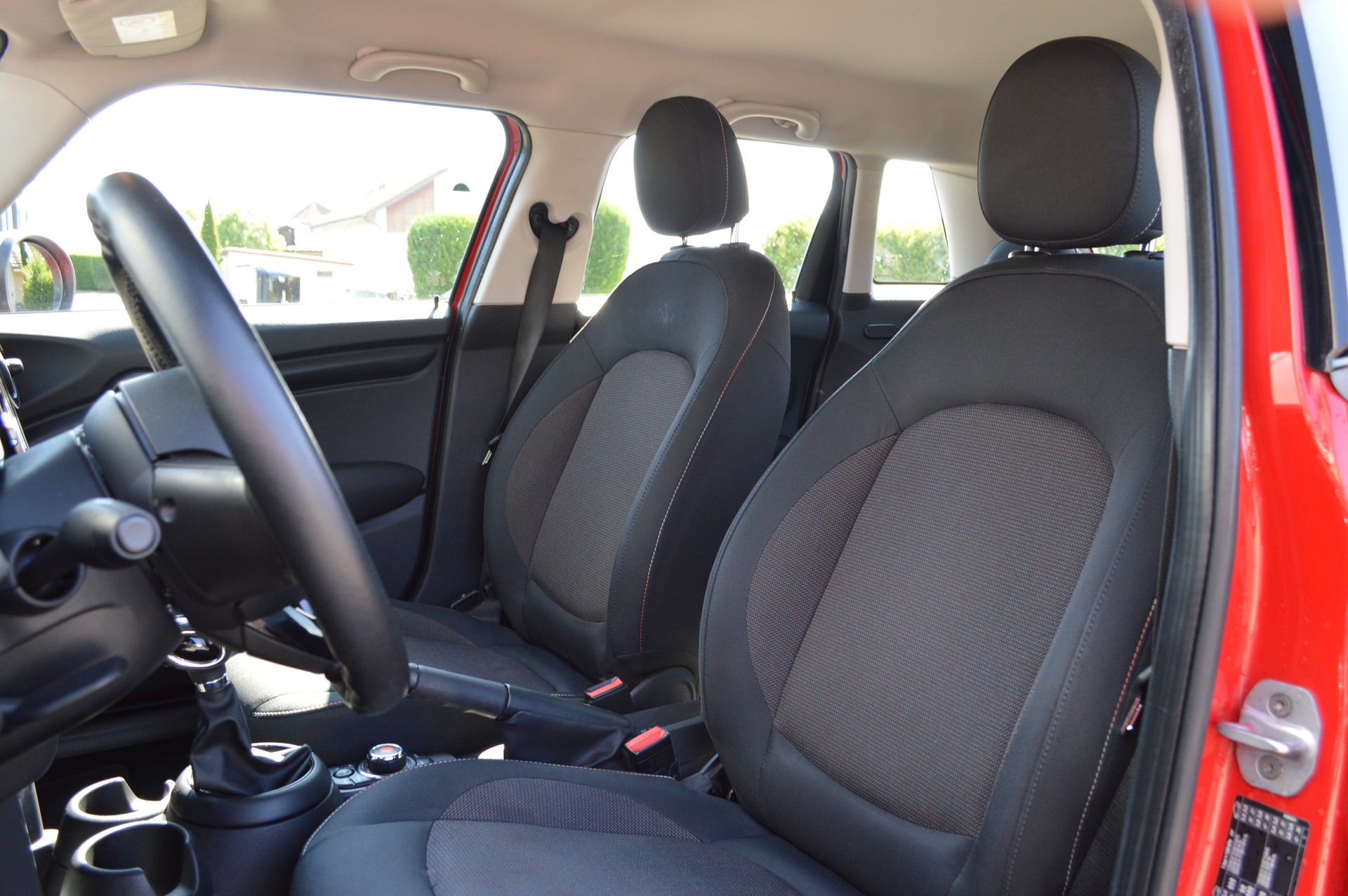 MINI Cooper Steptronic-image-9