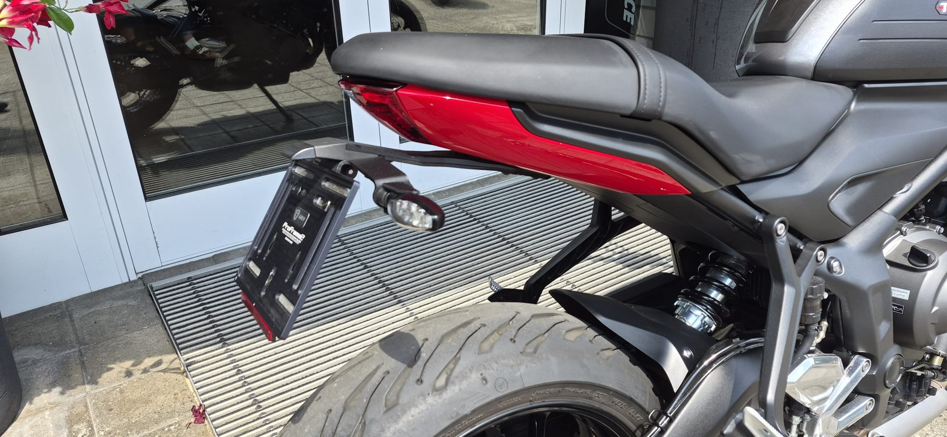 TRIUMPH Trident 660-image-7