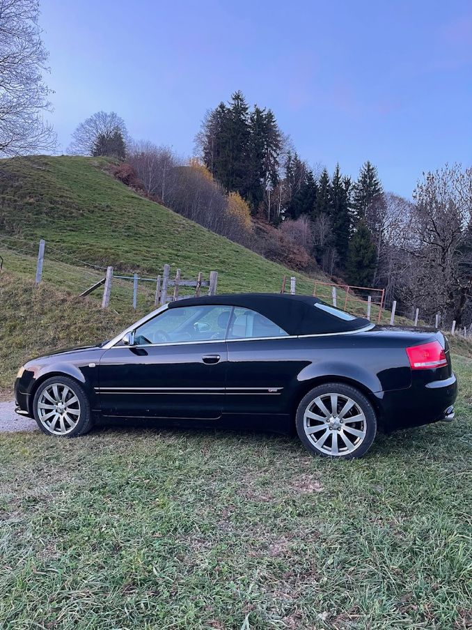 AUDI A4 Cabriolet 1.8 Turbo-image-1