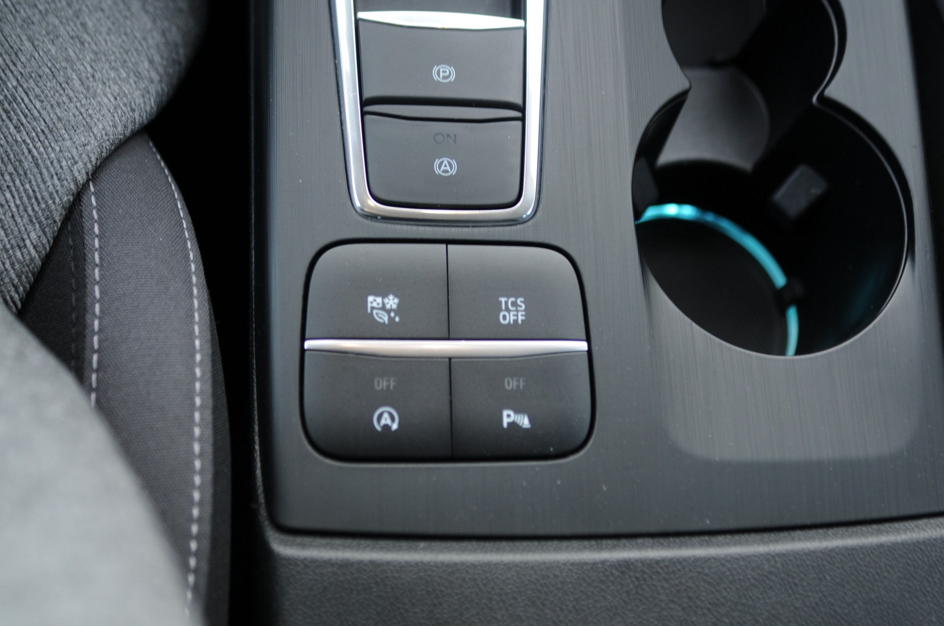 FORD Focus 1.0 SCTi Trend+ Automatic-image-11