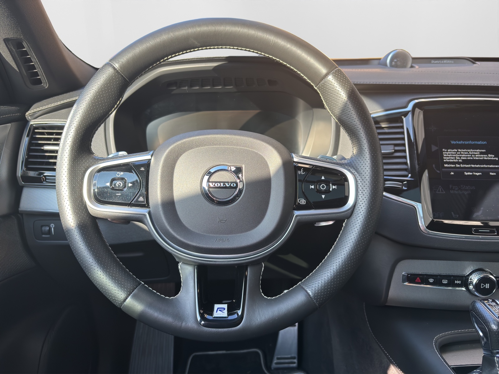 VOLVO XC90 2.0 D5 R-Design 7P. AWD-image-7