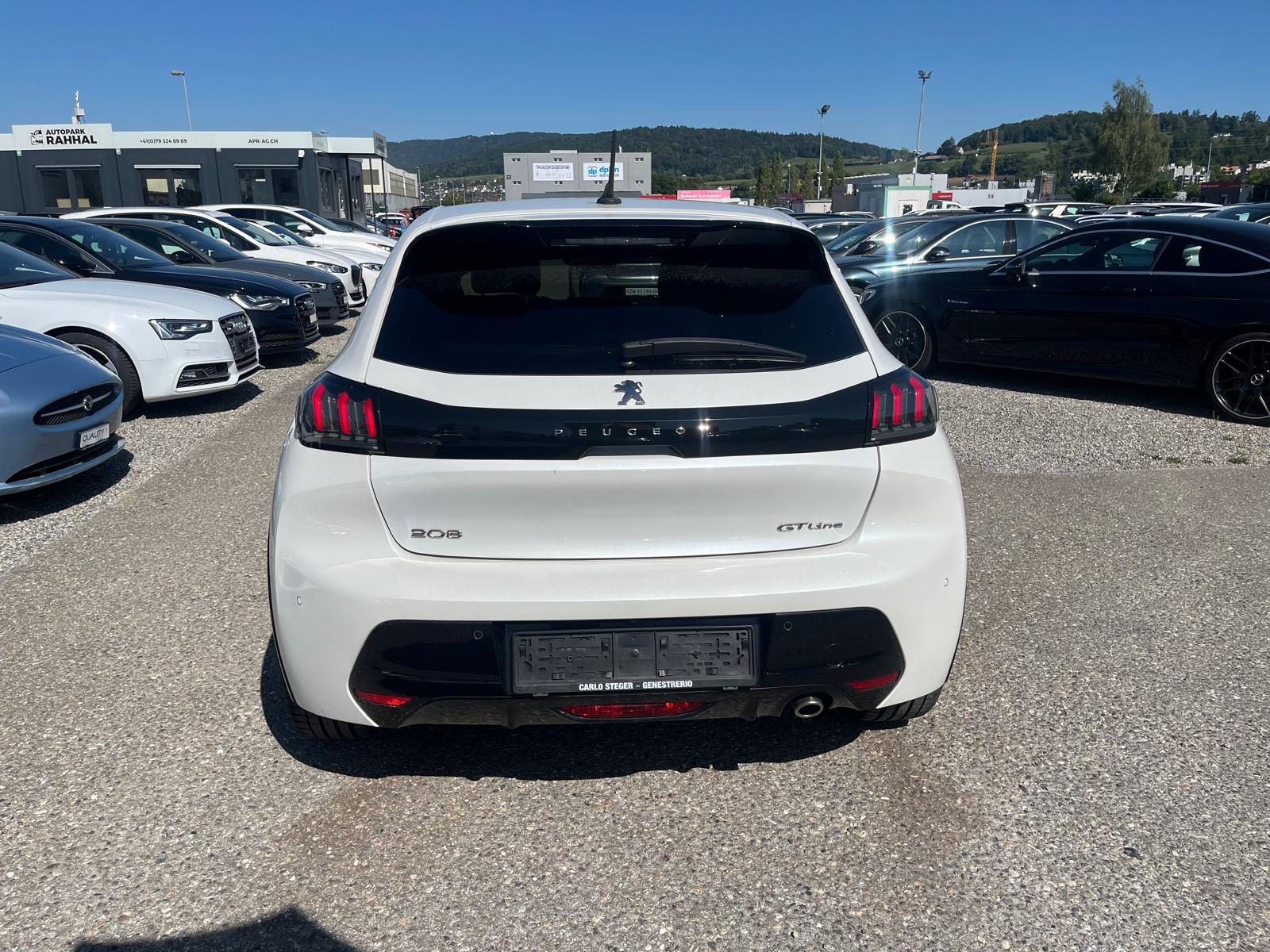 PEUGEOT 208 1.2i GT-Line-image-5