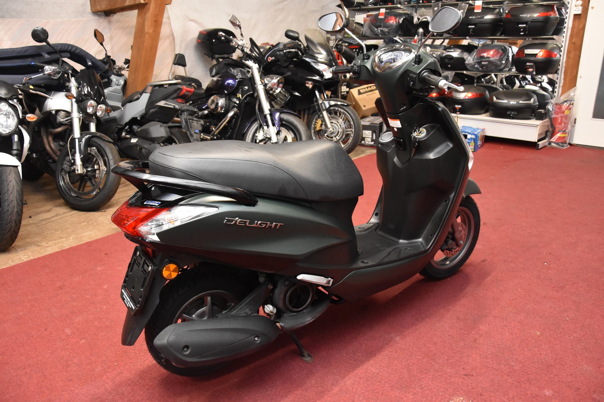 YAMAHA D'elight LTS 125 UBS-image-3