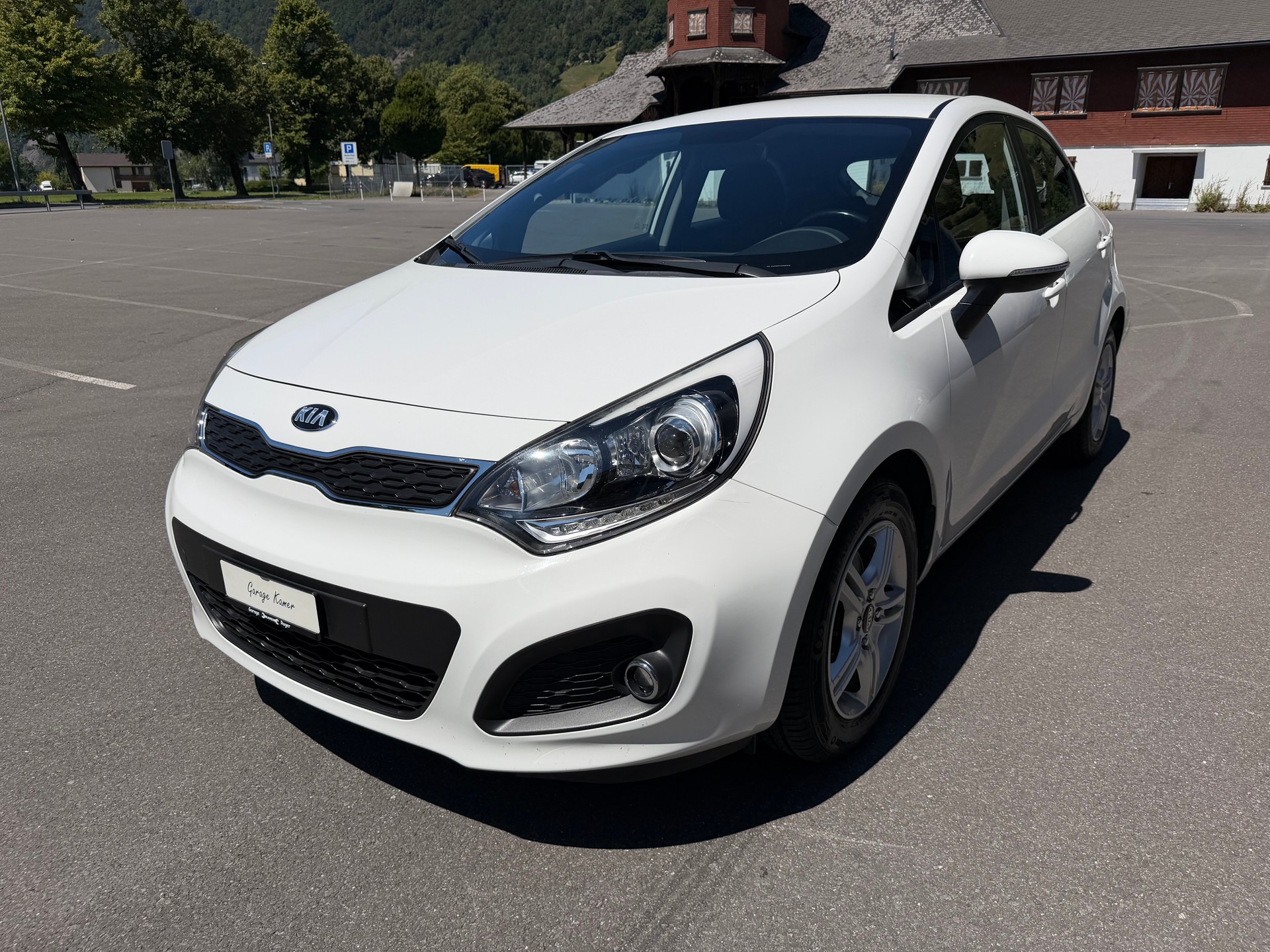 KIA Rio 1.4 CVVT Trend-image-1