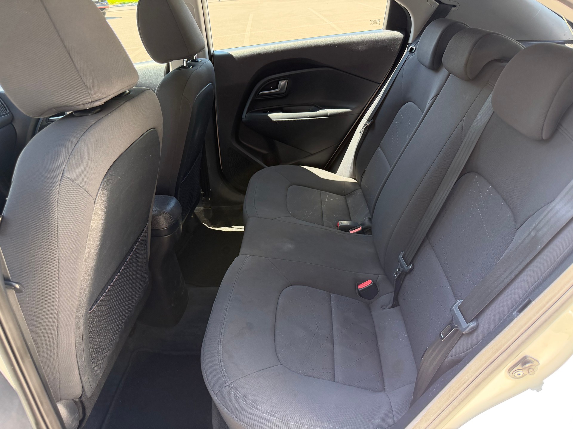 KIA Rio 1.4 CVVT Trend-image-5