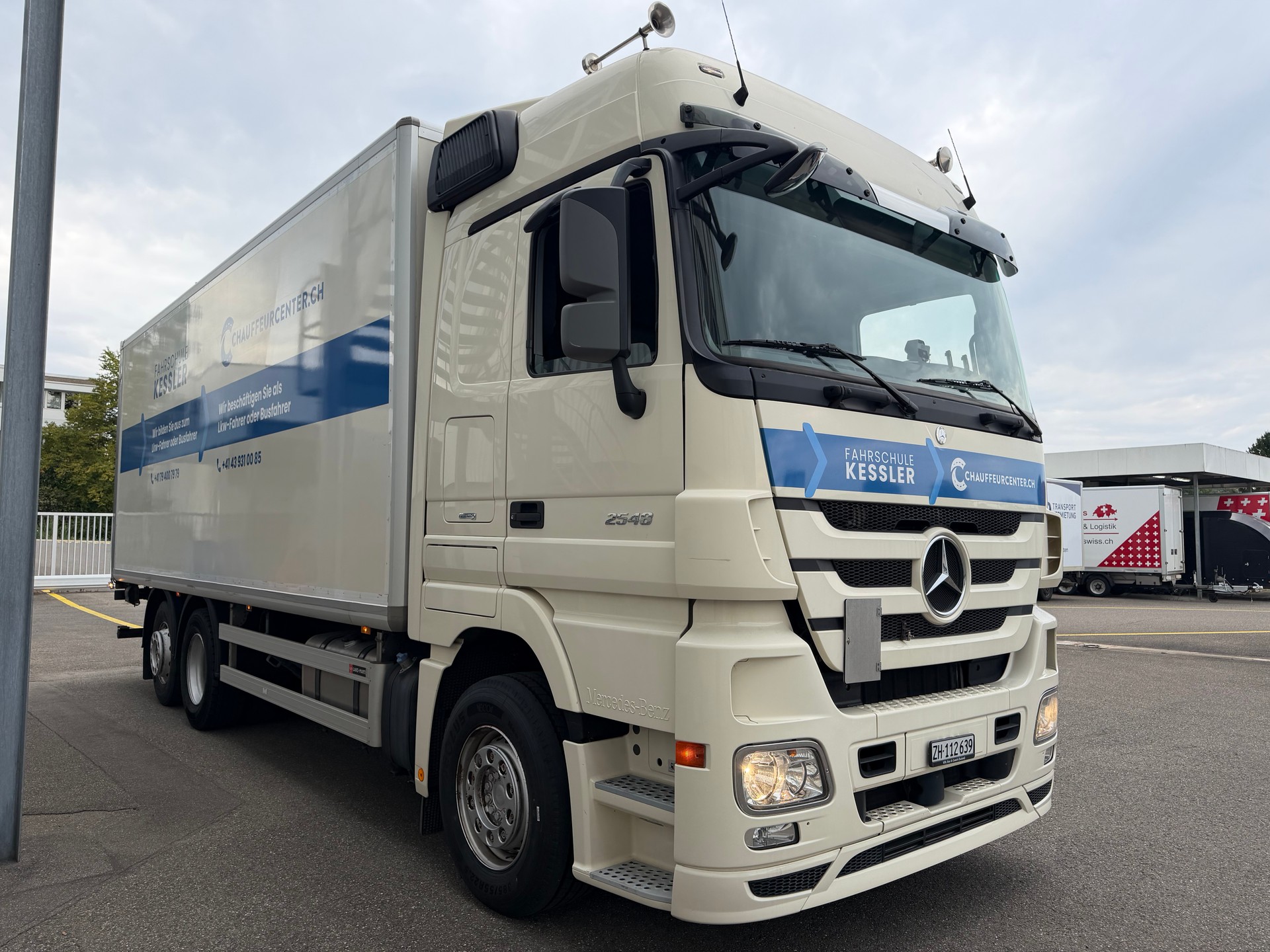 MERCEDES-BENZ 2548-image-3