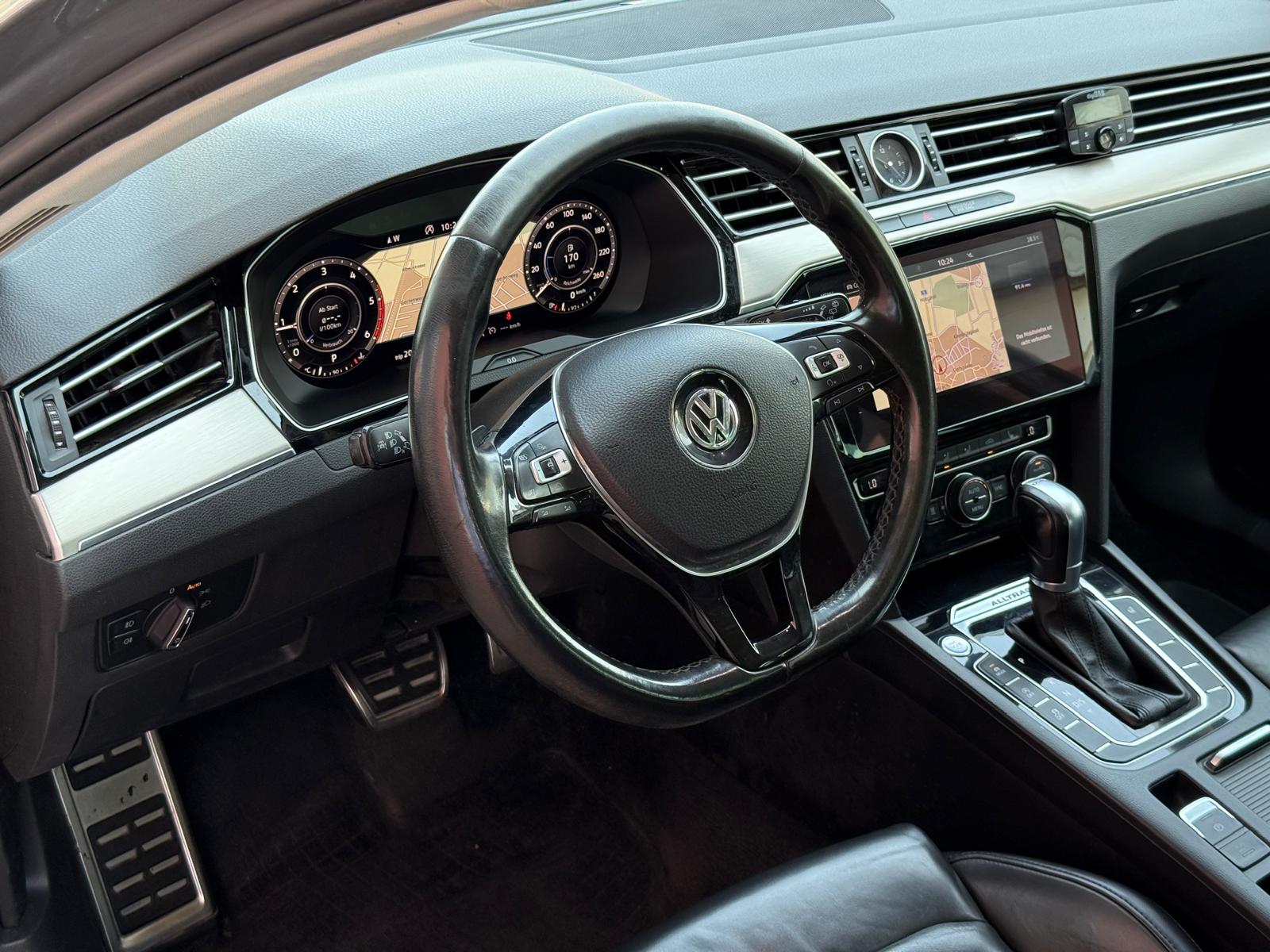 VW Passat Alltrack 2.0 TDI BMT 4Motion DSG-image-10