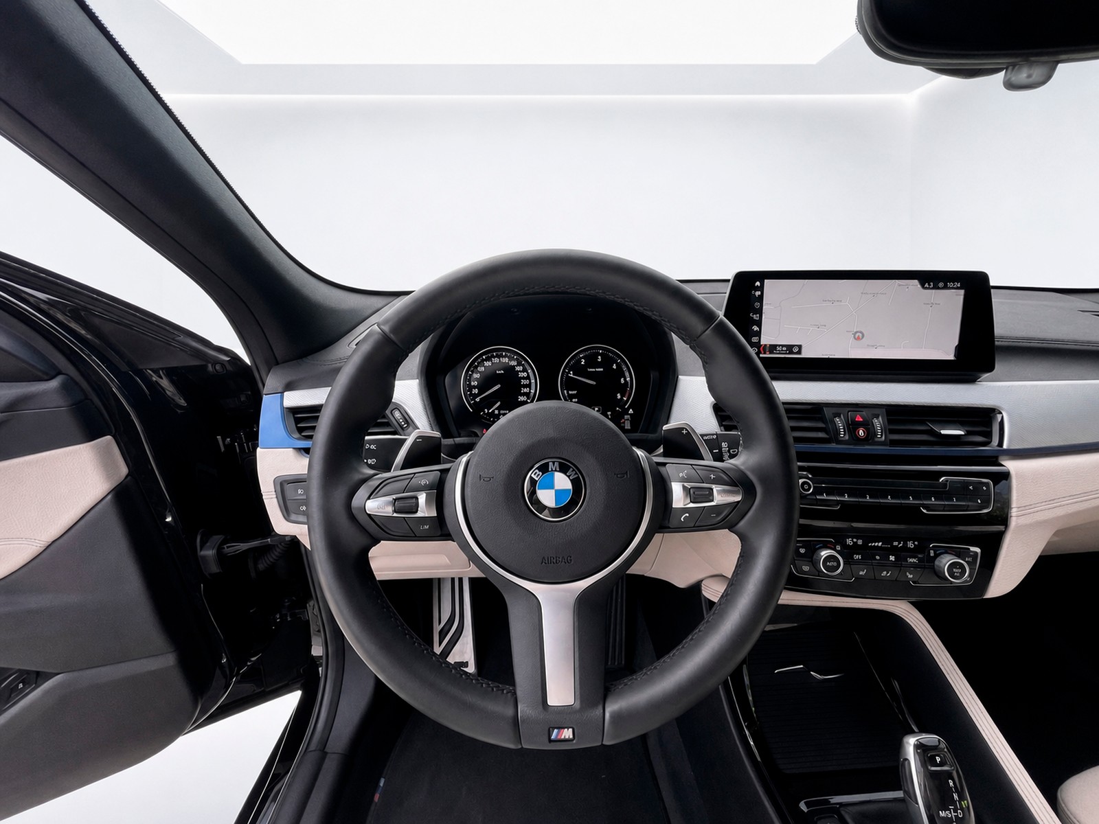 BMW X2 xDrive 18d M Sport Steptronic-image-11