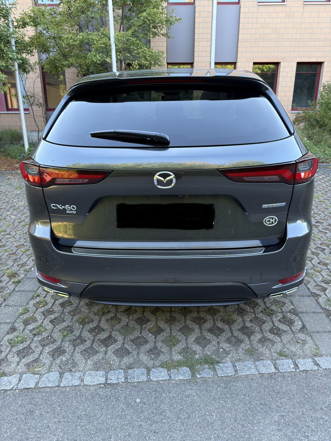 MAZDA 2.5 PHEV Takumi-image-3