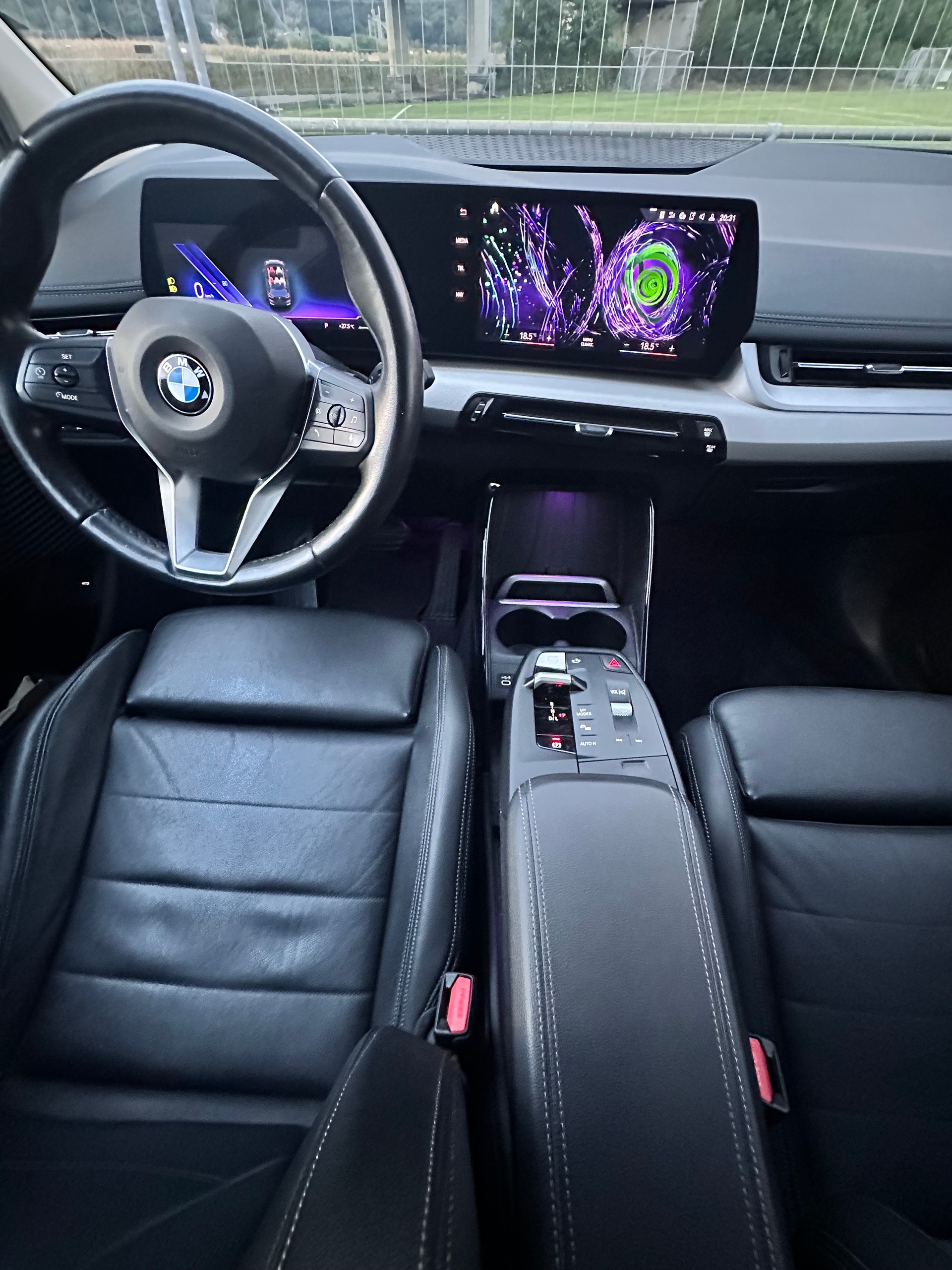 BMW 218d-image-8