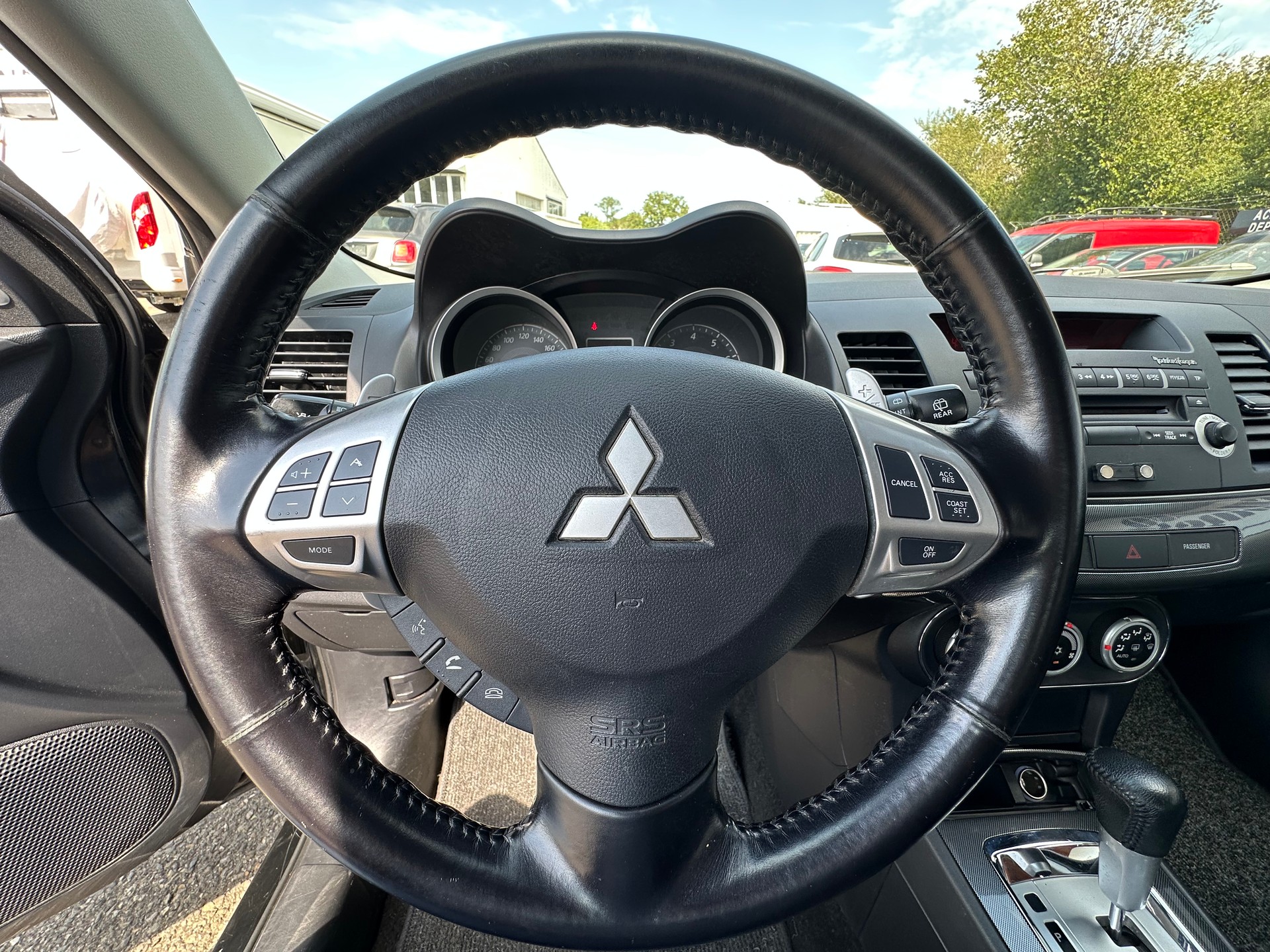 MITSUBISHI Lancer Sportback 1.8 Intense CVT-image-17