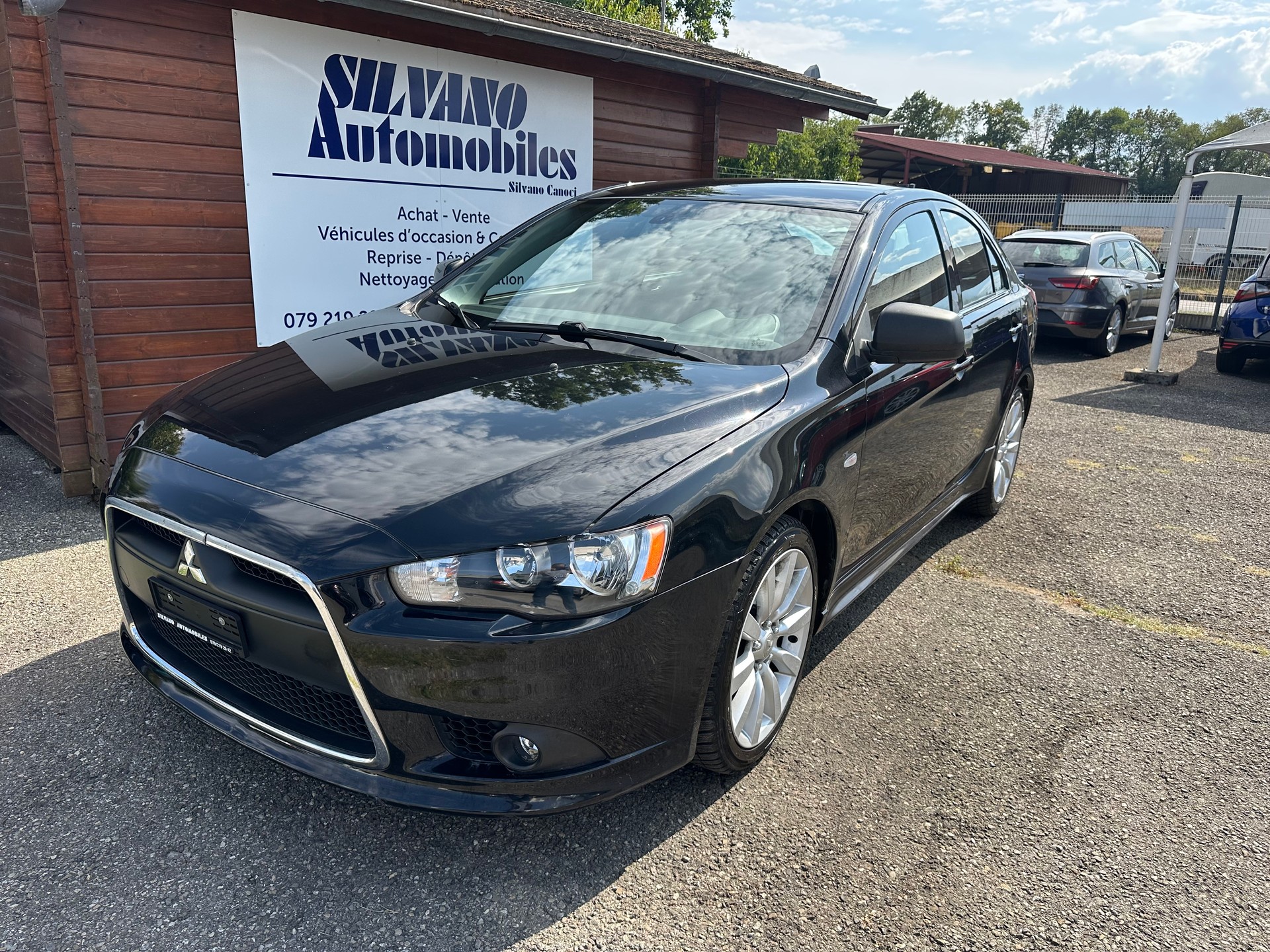 MITSUBISHI Lancer Sportback 1.8 Intense CVT-image-0