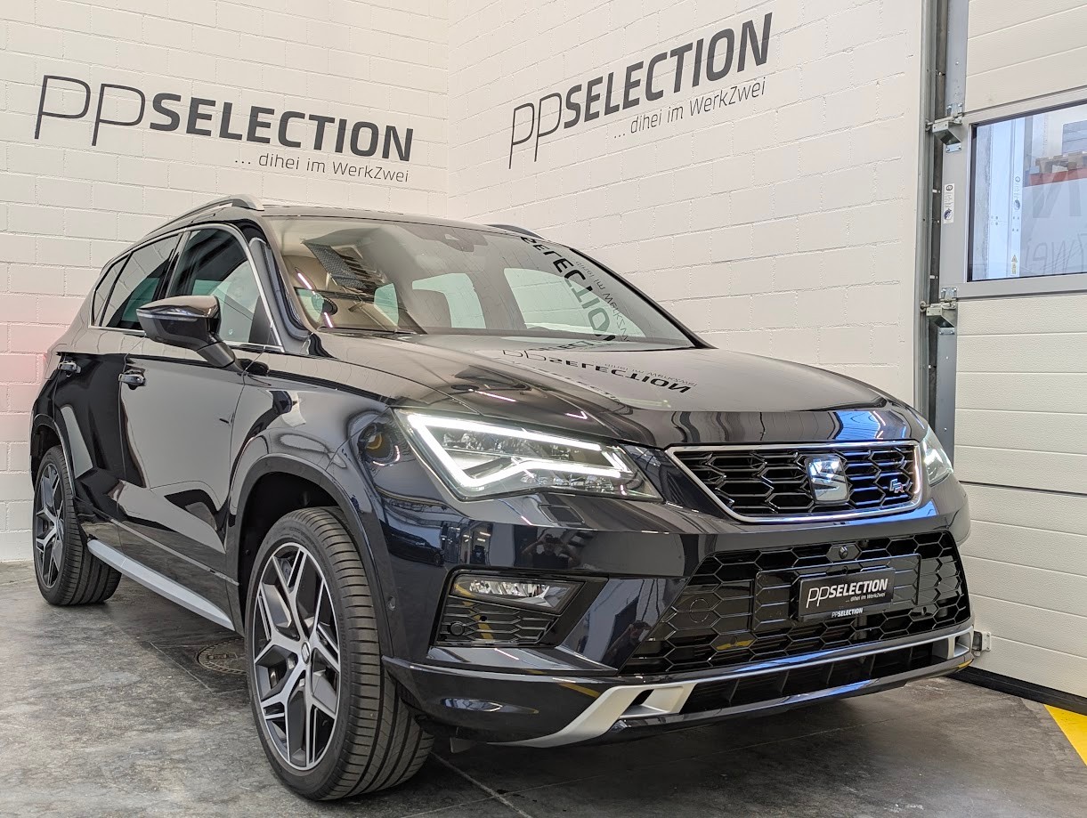 SEAT Ateca*CH-AUTO VON 78J SCHWEIZERIN 12MT GAR MFK 26 PANO 360CAM ASSISTS AHK 1900-image-0