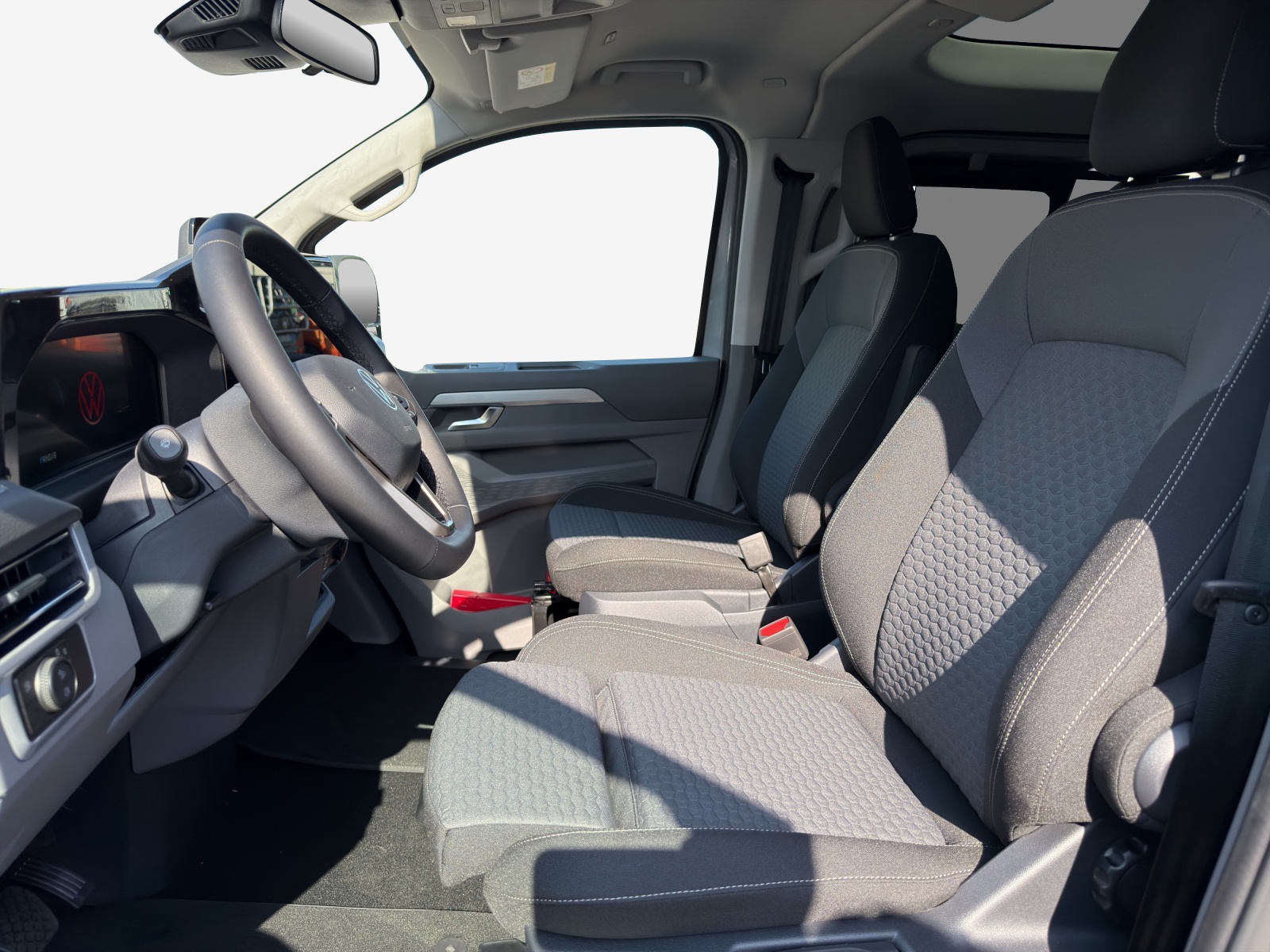 VW Caravelle 2.5TSI eHYBRID Edition 16,5kWh 8Aut.-image-7
