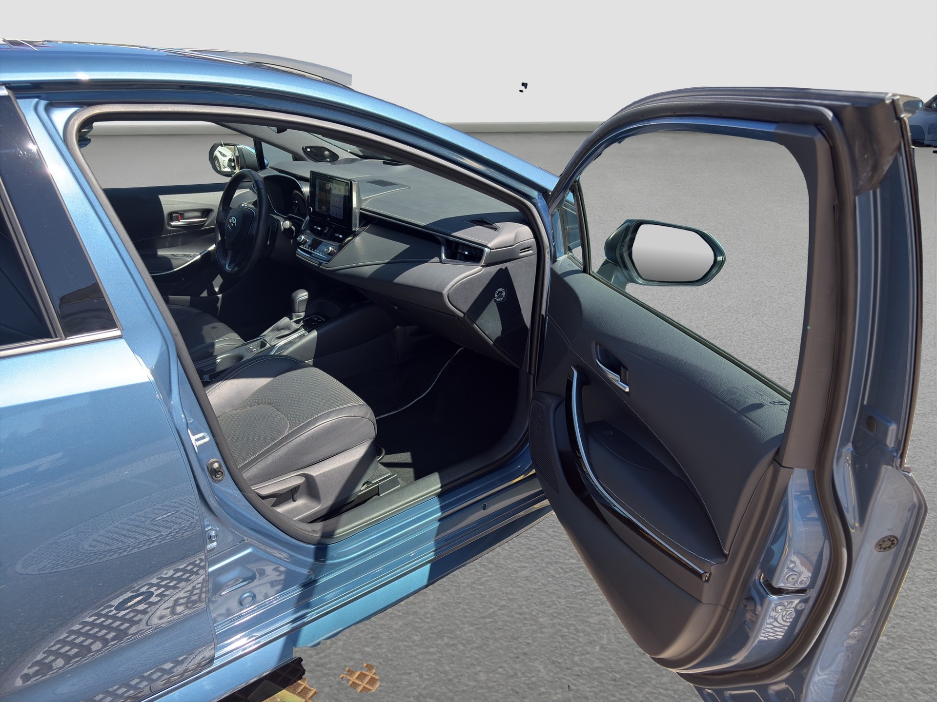TOYOTA Corolla 2.0 HSD Premium e-CVT-image-17