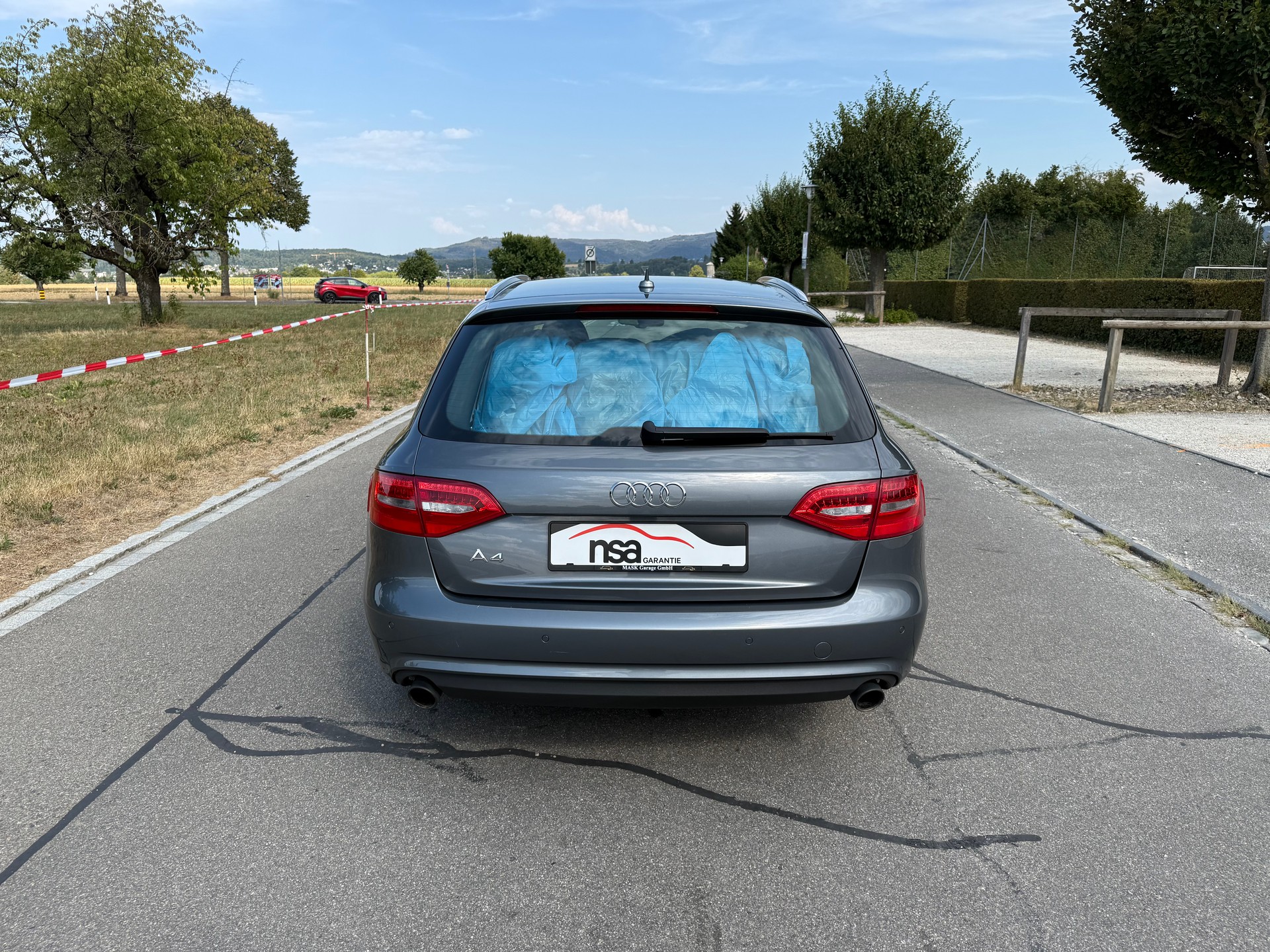 AUDI A4 Avant 2.0 TFSI quattro s-tronic-image-3